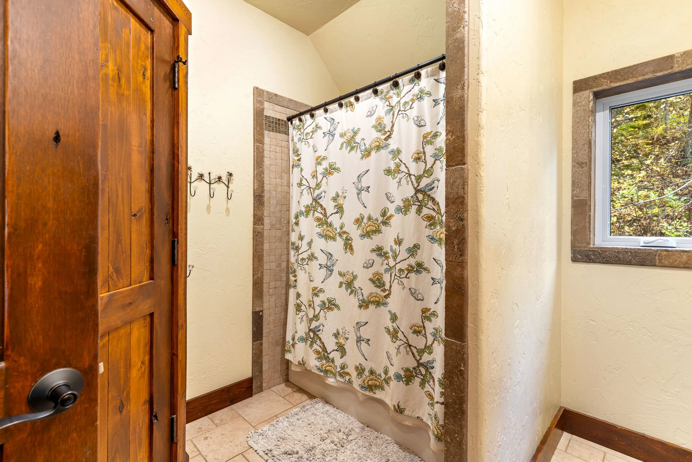 Web-141 Old Timber-083.jpg