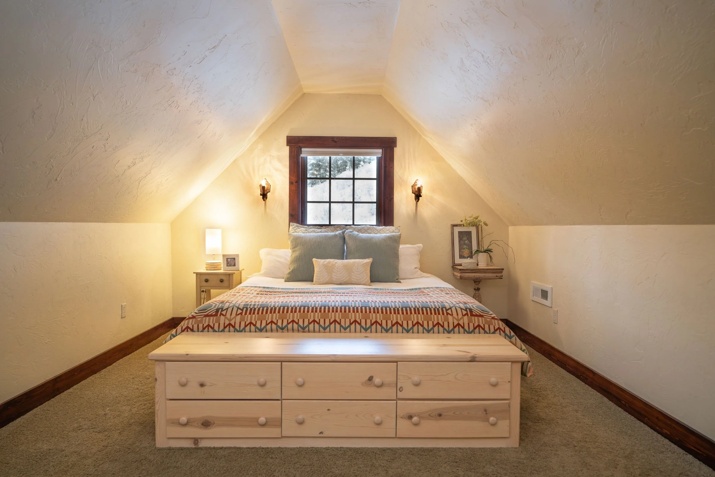 Upstairs Bedroom with Living Area