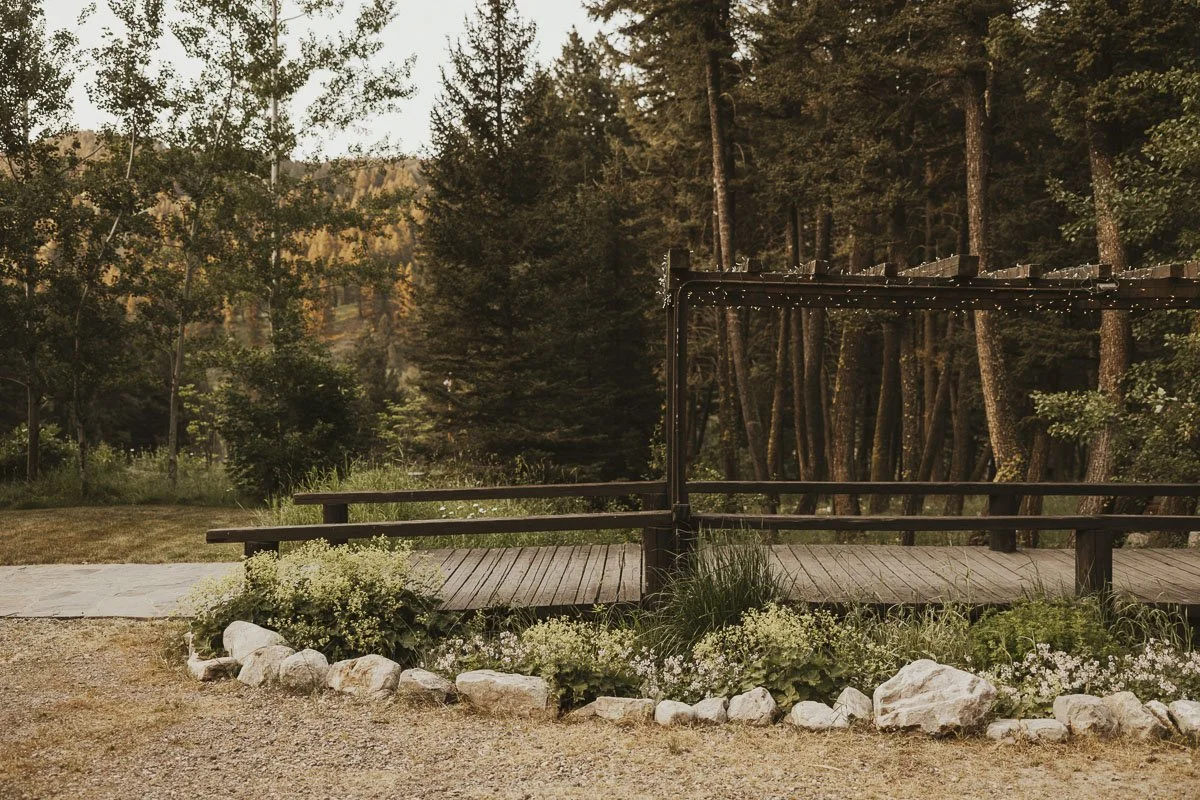 Web-TawneeBreePhotography-Stewartsmontana-woodlands-bozeman-wedding-venue2U6A7837.jpg
