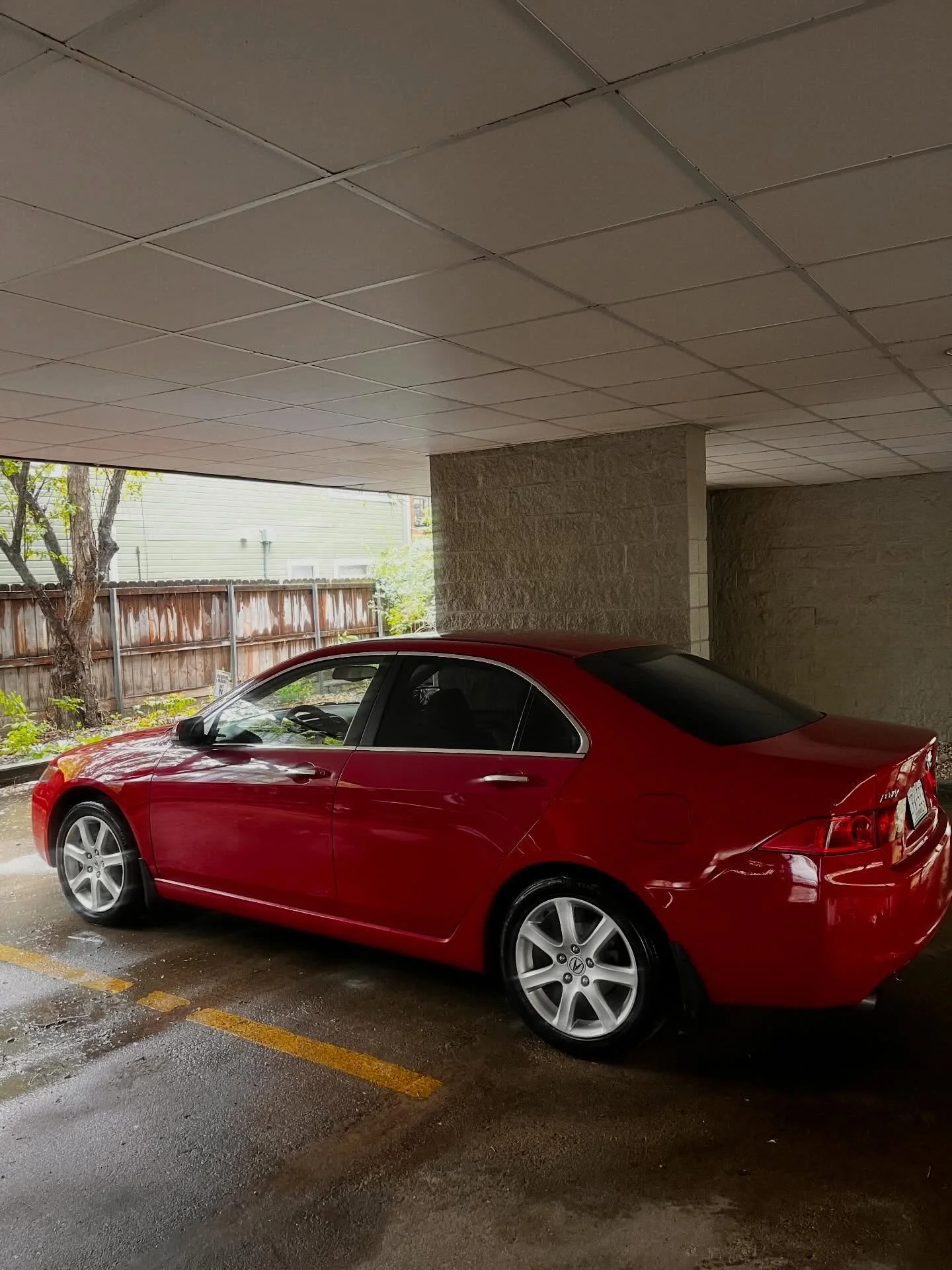 2006 Acura TSX wash/polish combo 
Call or email to schedule! Www.emblemdetail.com