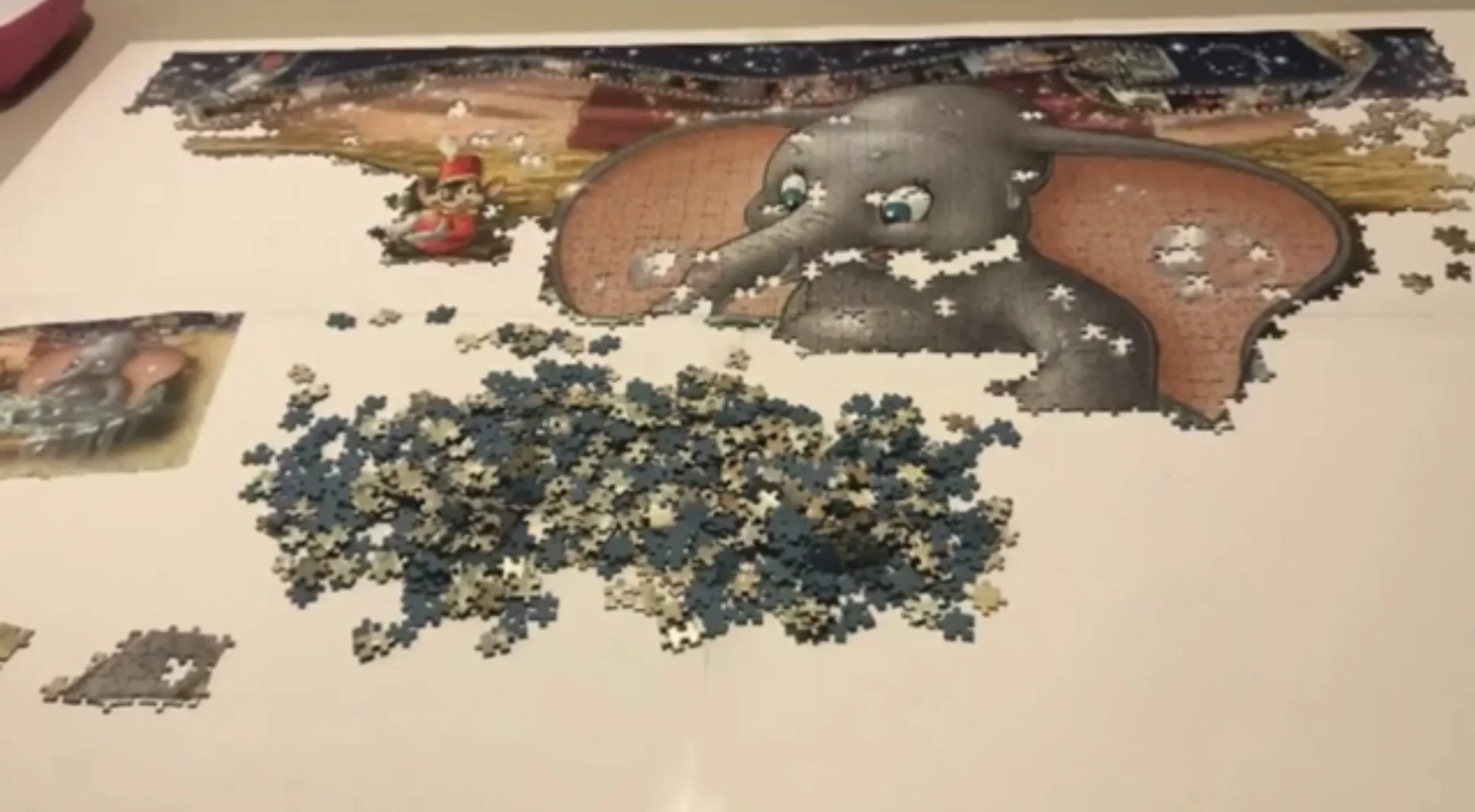 jack-of-puzzles-puzzle-process-40320-piece-disney-puzzle-3.jpeg