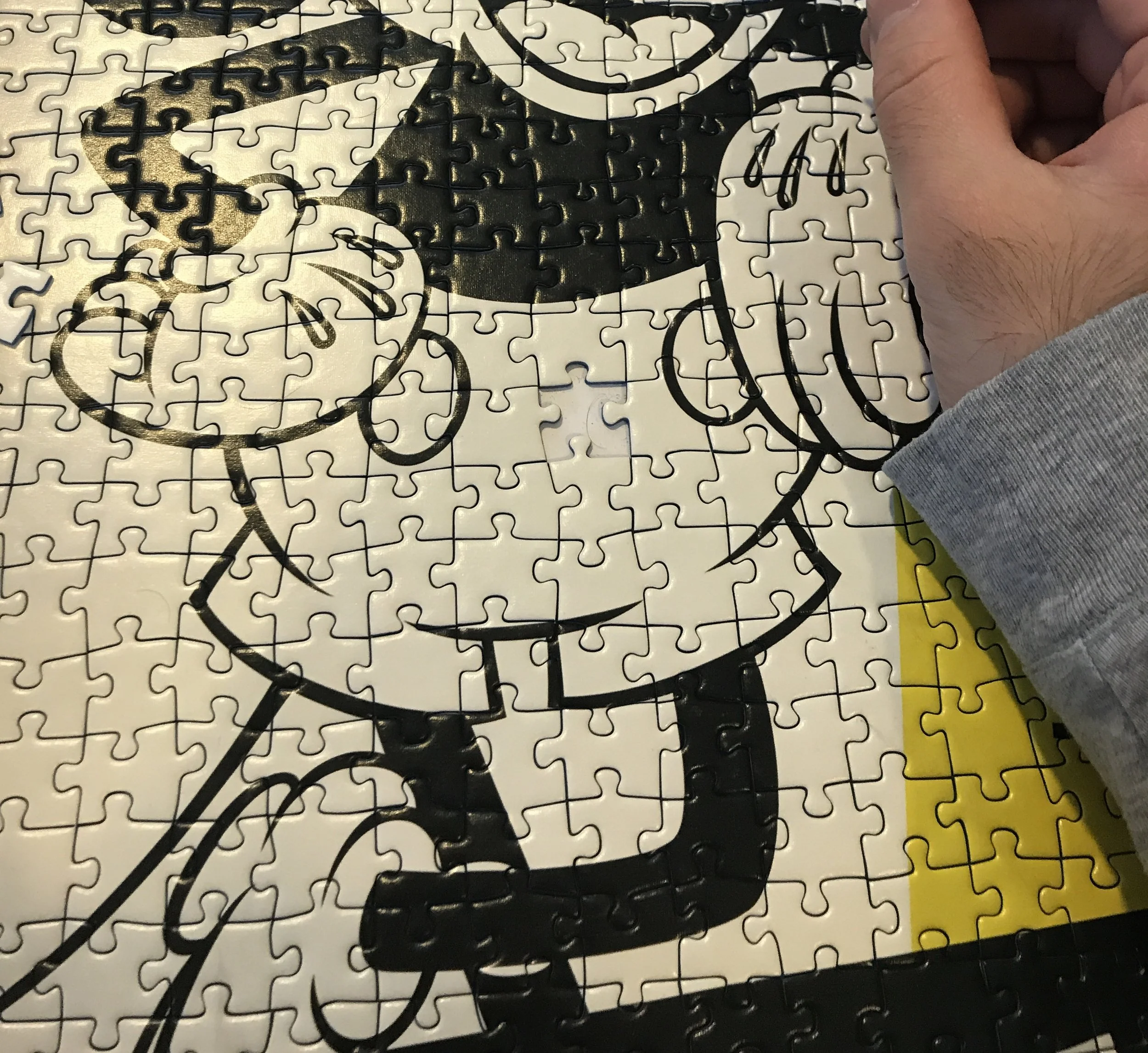 jack-of-puzzles-40320-piece-mickey-mouse-puzzle-process-22.jpeg