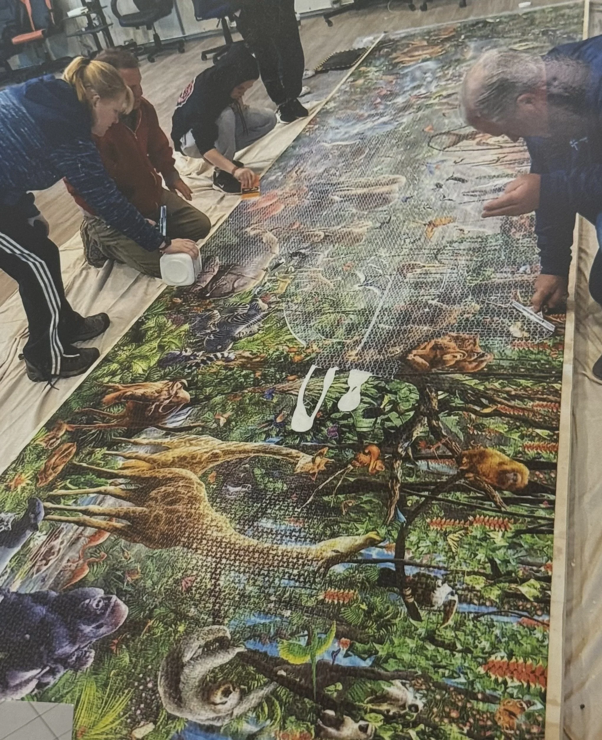 jack-of-puzzles-33600-piece-puzzle-process-3.jpeg