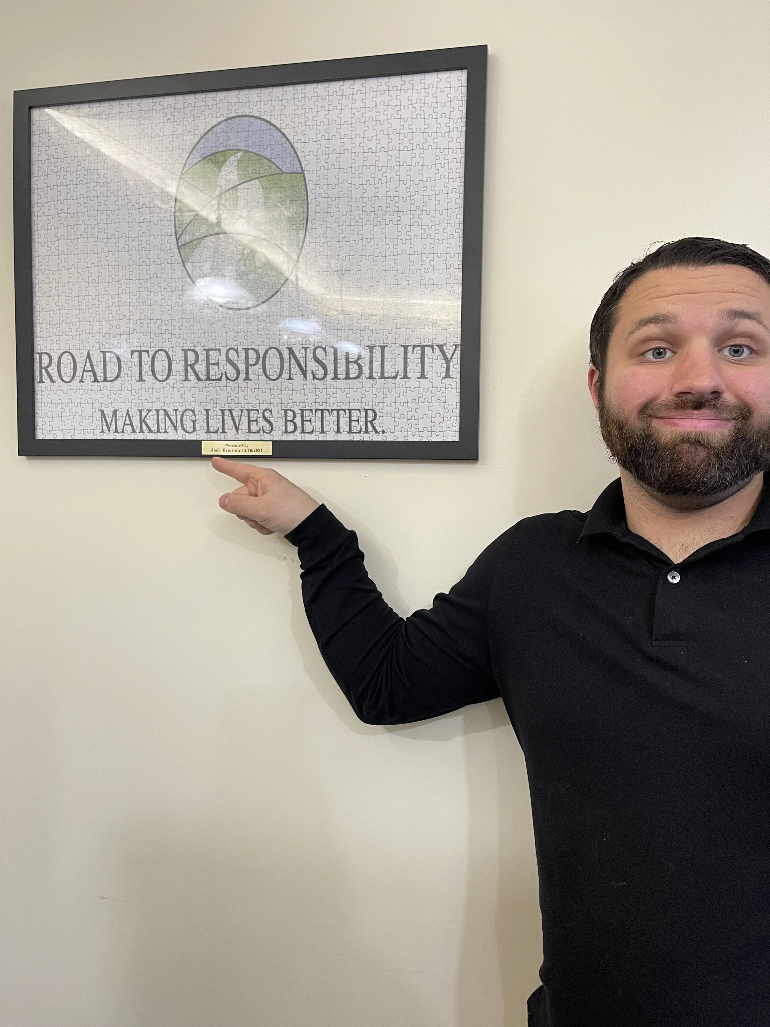 I made a gift for Road To Responsibility a puzzle I created of the logo for a Christmas present in 2021. Road to Responsibility is a non-profit organization where I work as a finance assistant, helping people with disabilities live better lives.