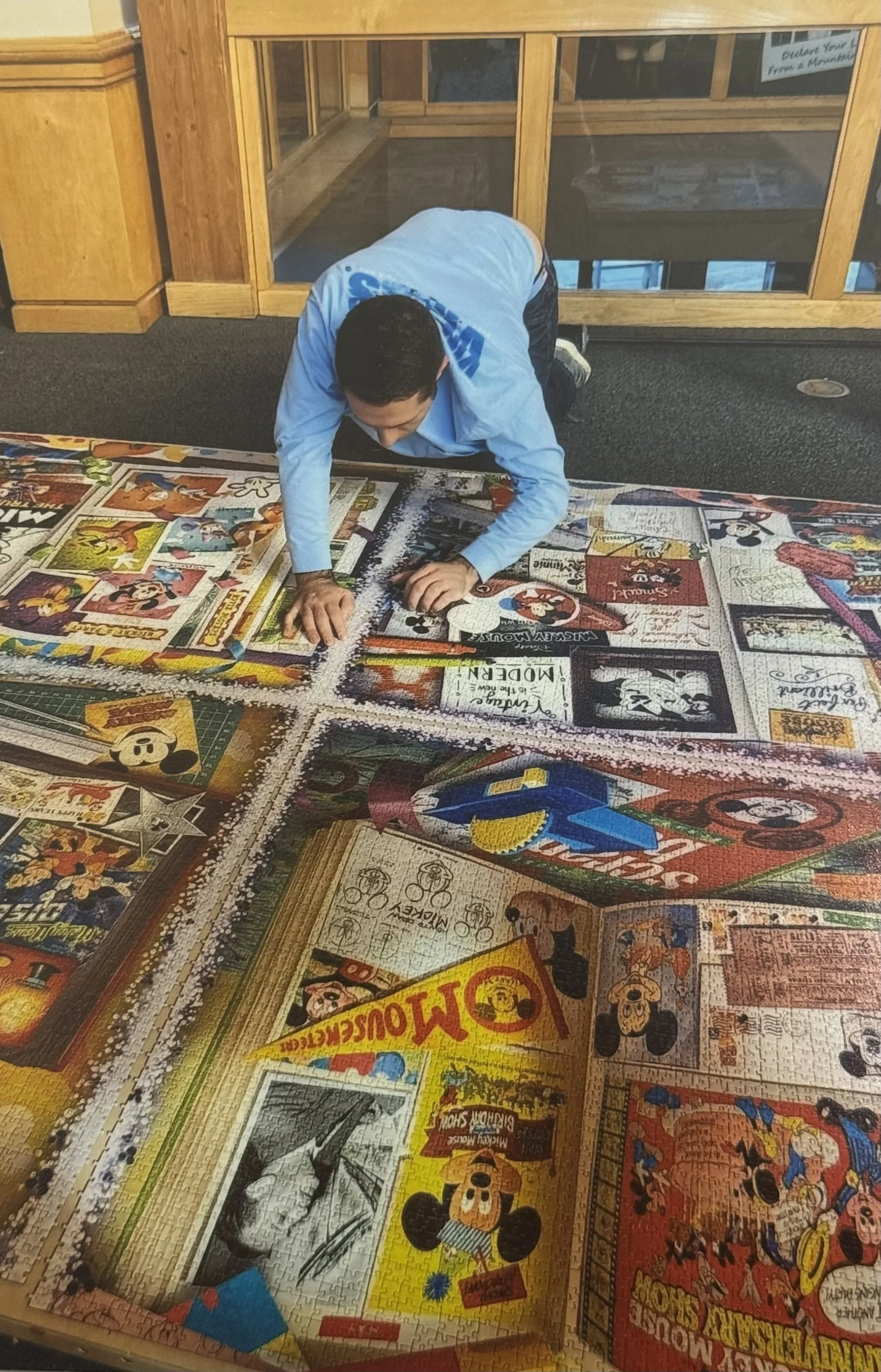 jack-of-puzzles-40320-piece-mickey-mouse-puzzle-process-3.jpeg