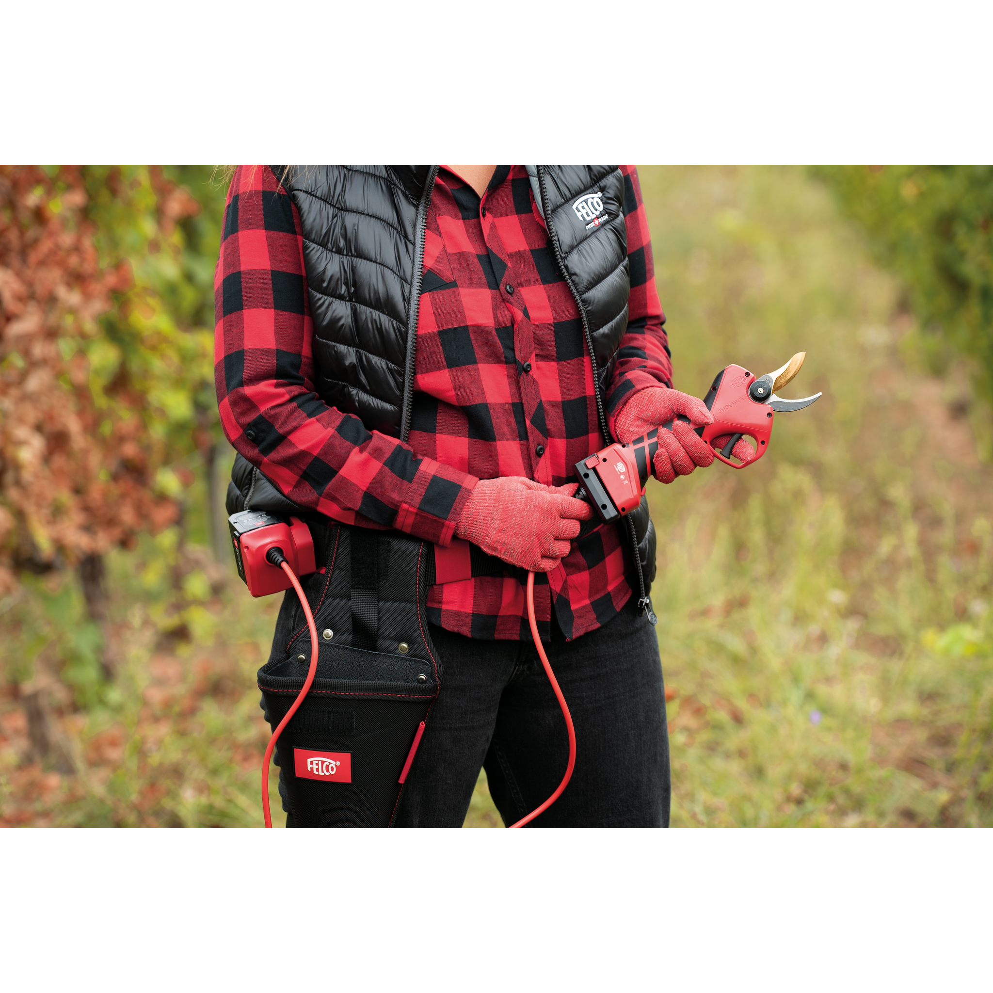 Square_packshots_PNG-FELCO 834 VINE 13.png