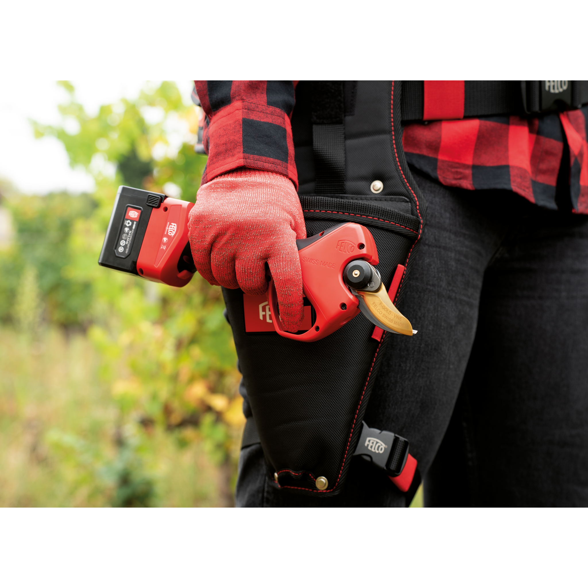 Square_packshots_PNG-FELCO 834 VINE 04.png