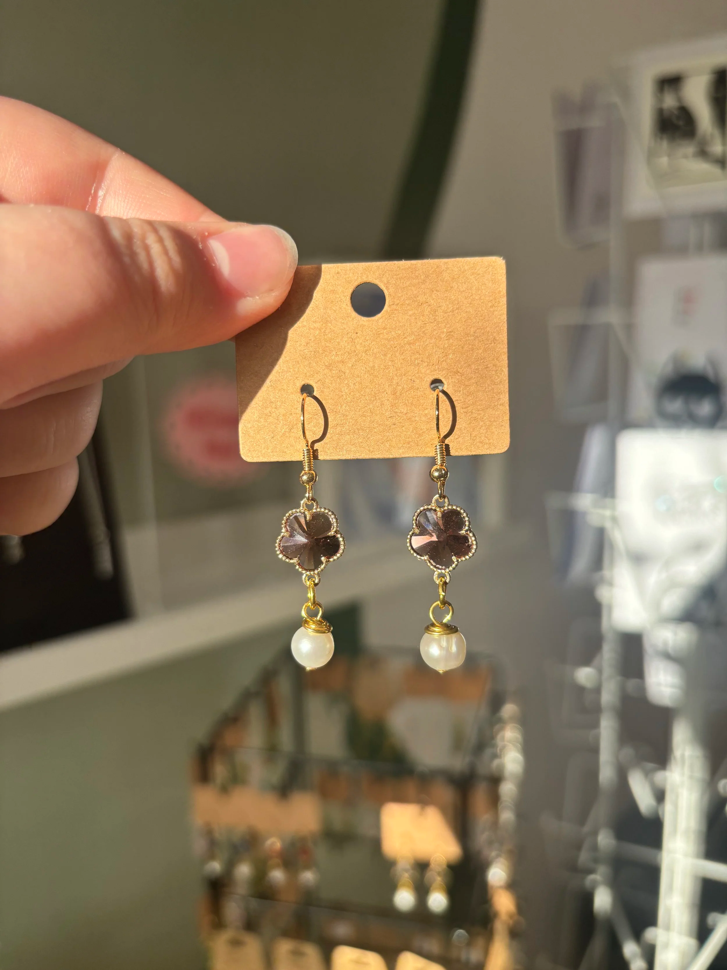 Glass Flower Pearl Earring