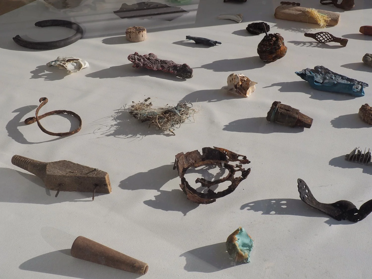 08 artifacts_vitrine.jpg