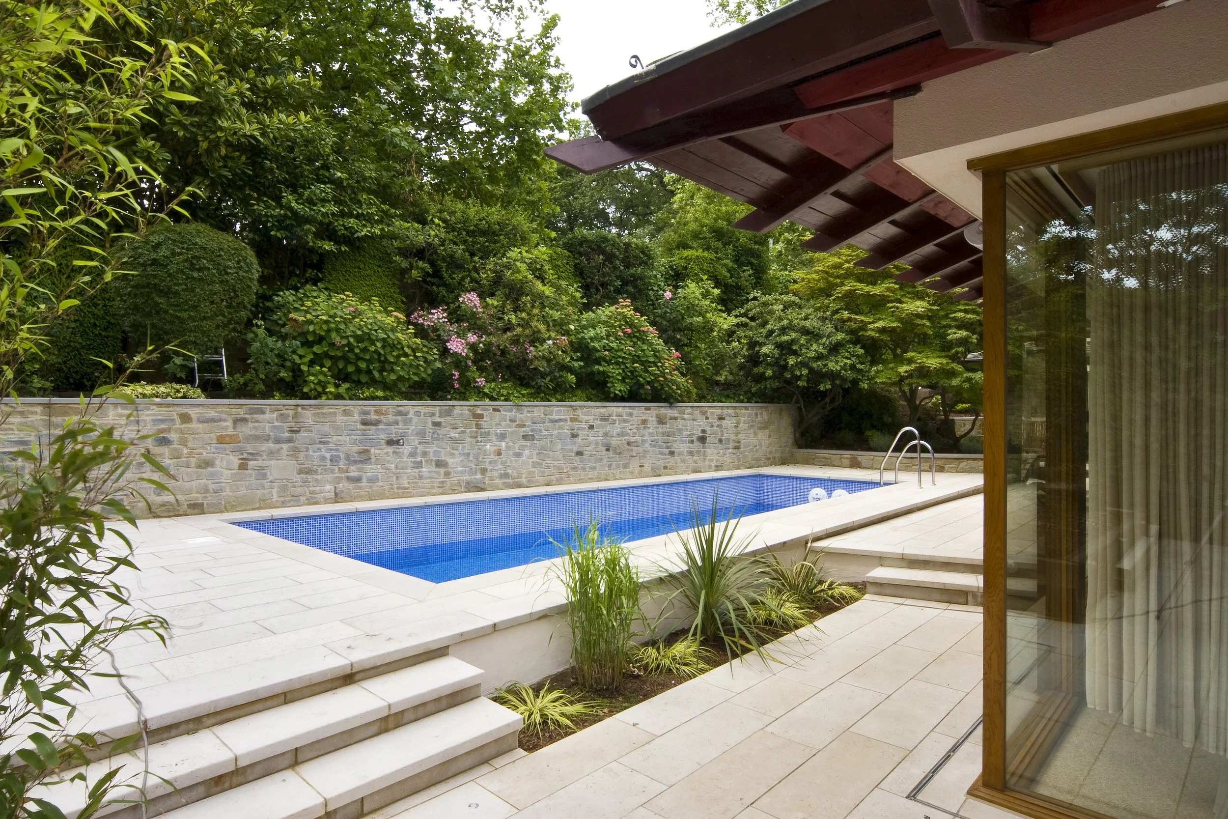 Outdoor pool.jpg