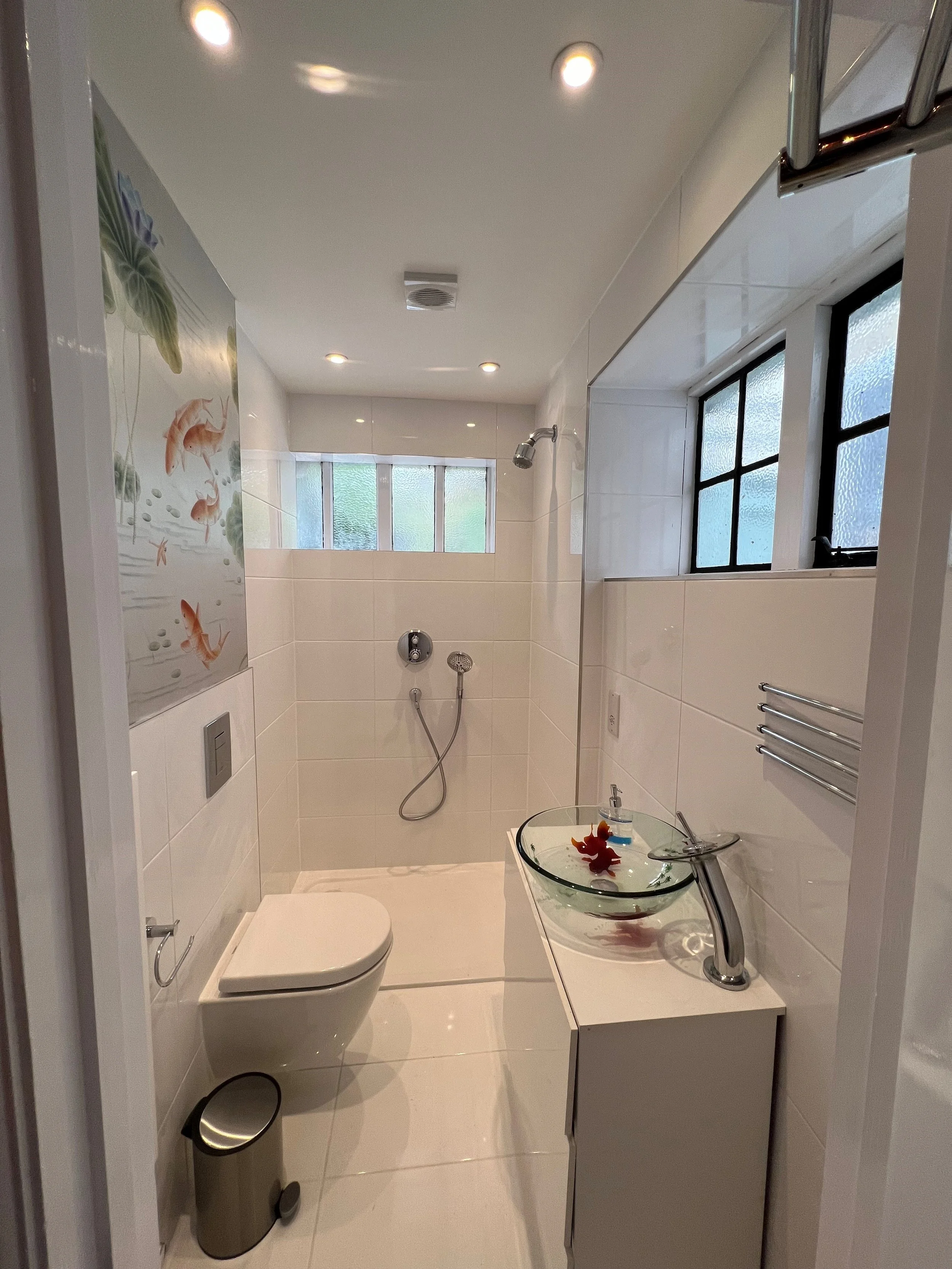 Garage shower room.jpg