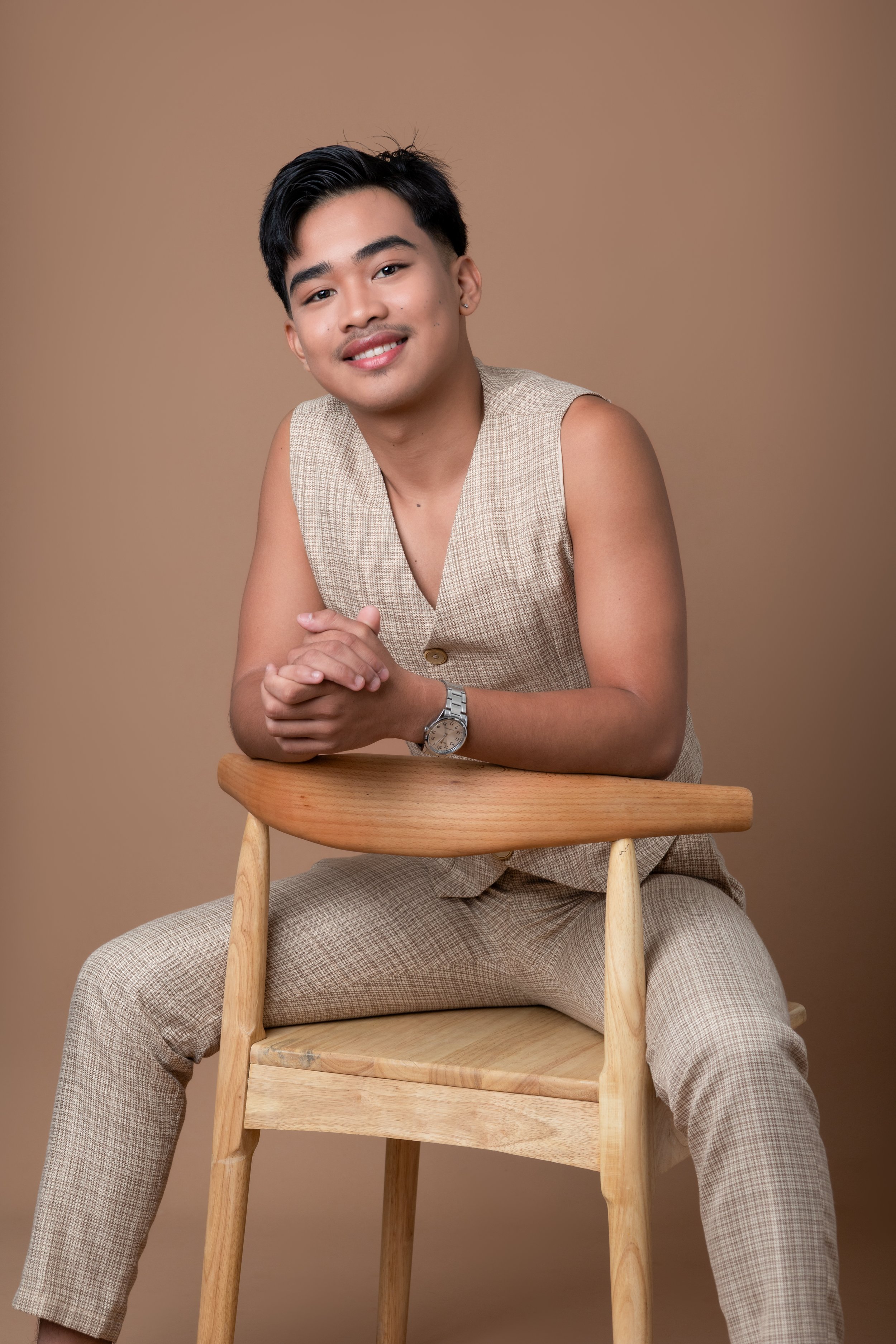 portrait shoot 2.5.26-885-Edit-2.jpg