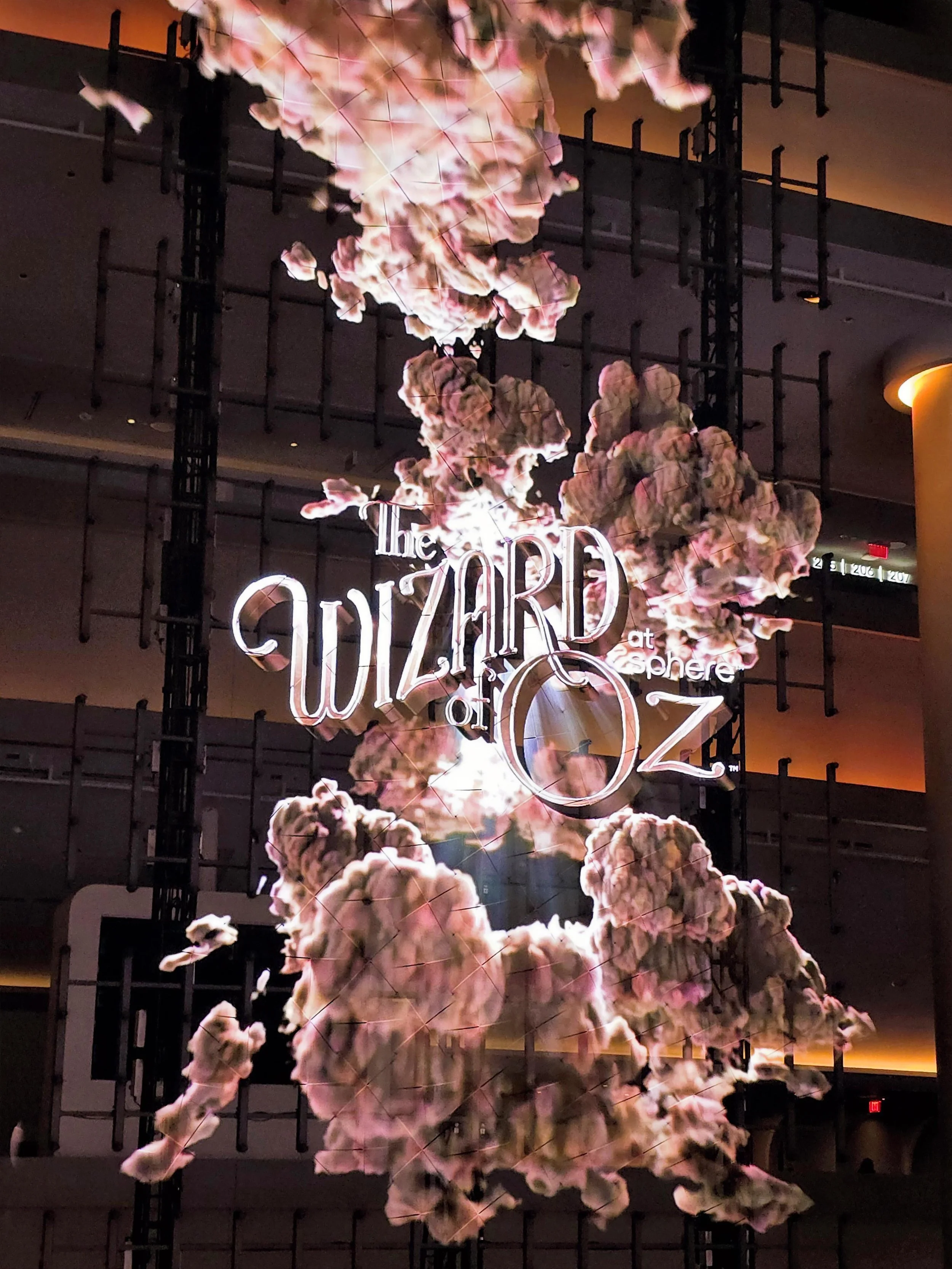 Vegas Beyond the Casinos: Rivers, Wizards &amp; KÀ