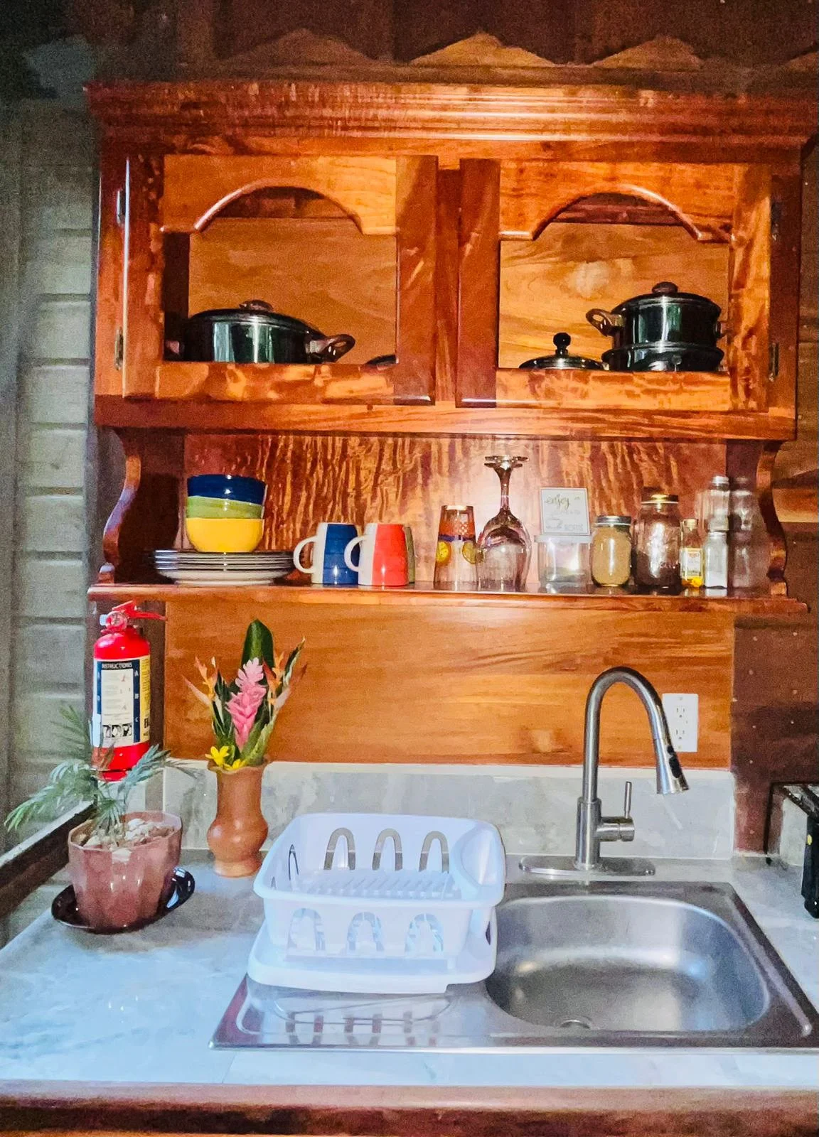 Cabin 1, Kitchen 