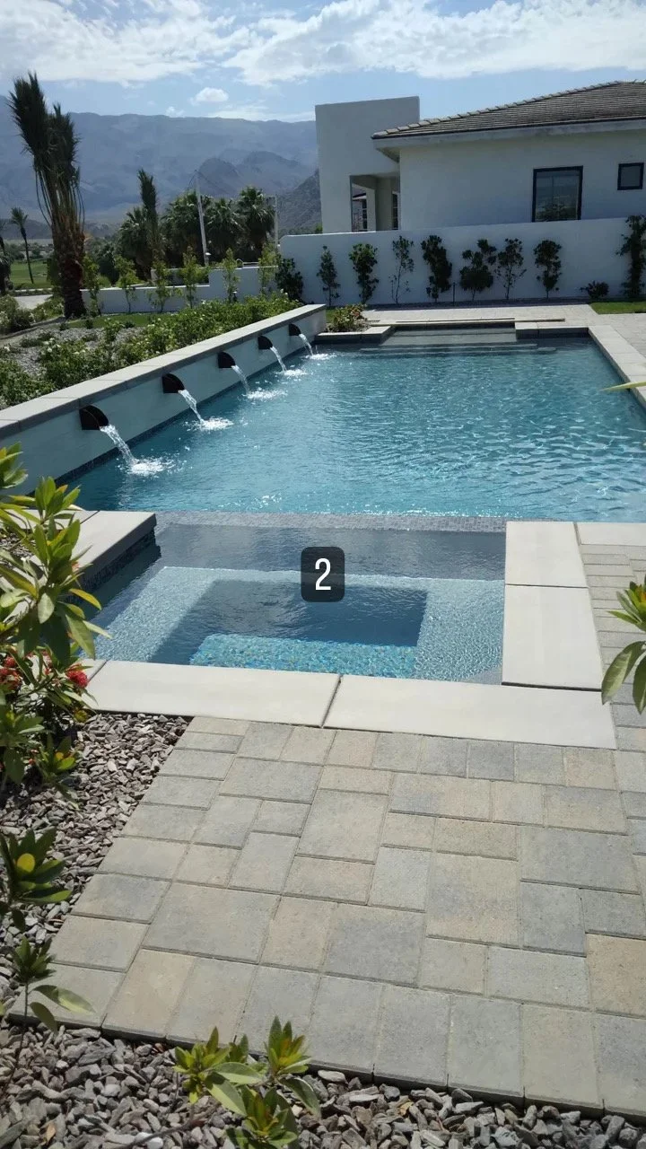 pool in toscana 2.jpg
