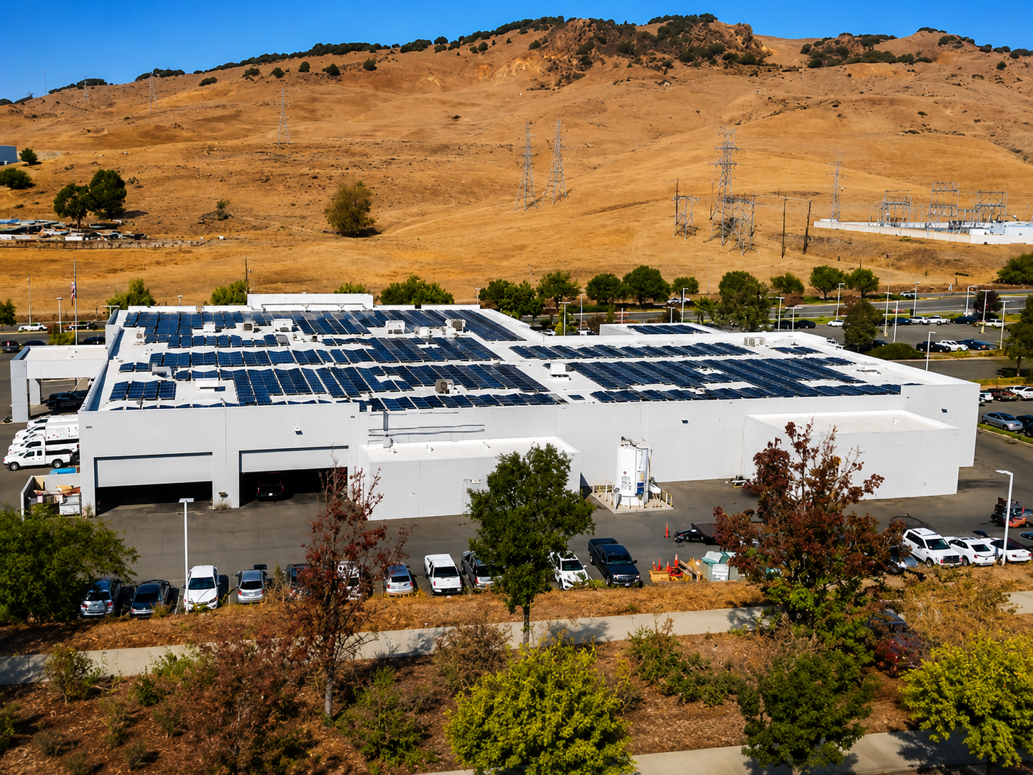 Solar Panels on Roof of Toyota Building, Vallejo