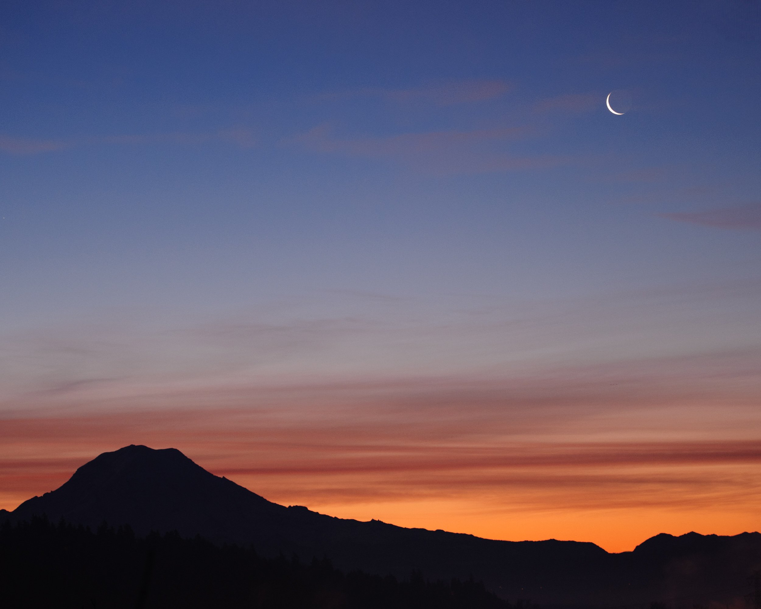 Mt Rainier Sunrise.jpg