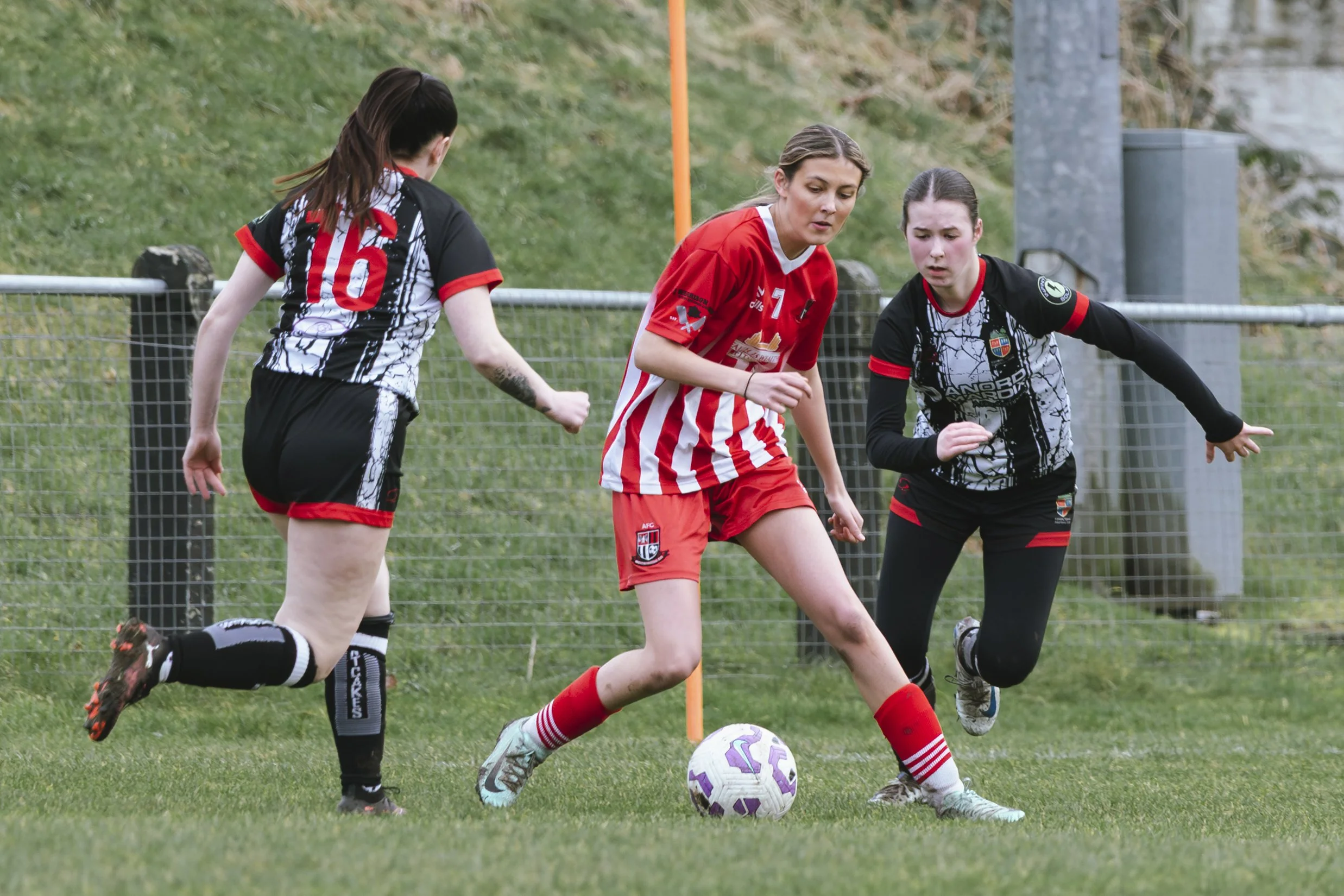 KENDAL-TOWN-LADIES-VS-ABBEYTOWN-LADIES-01022026-DANIEL-TOAL-PHOTOGRAPHY-6769.jpg