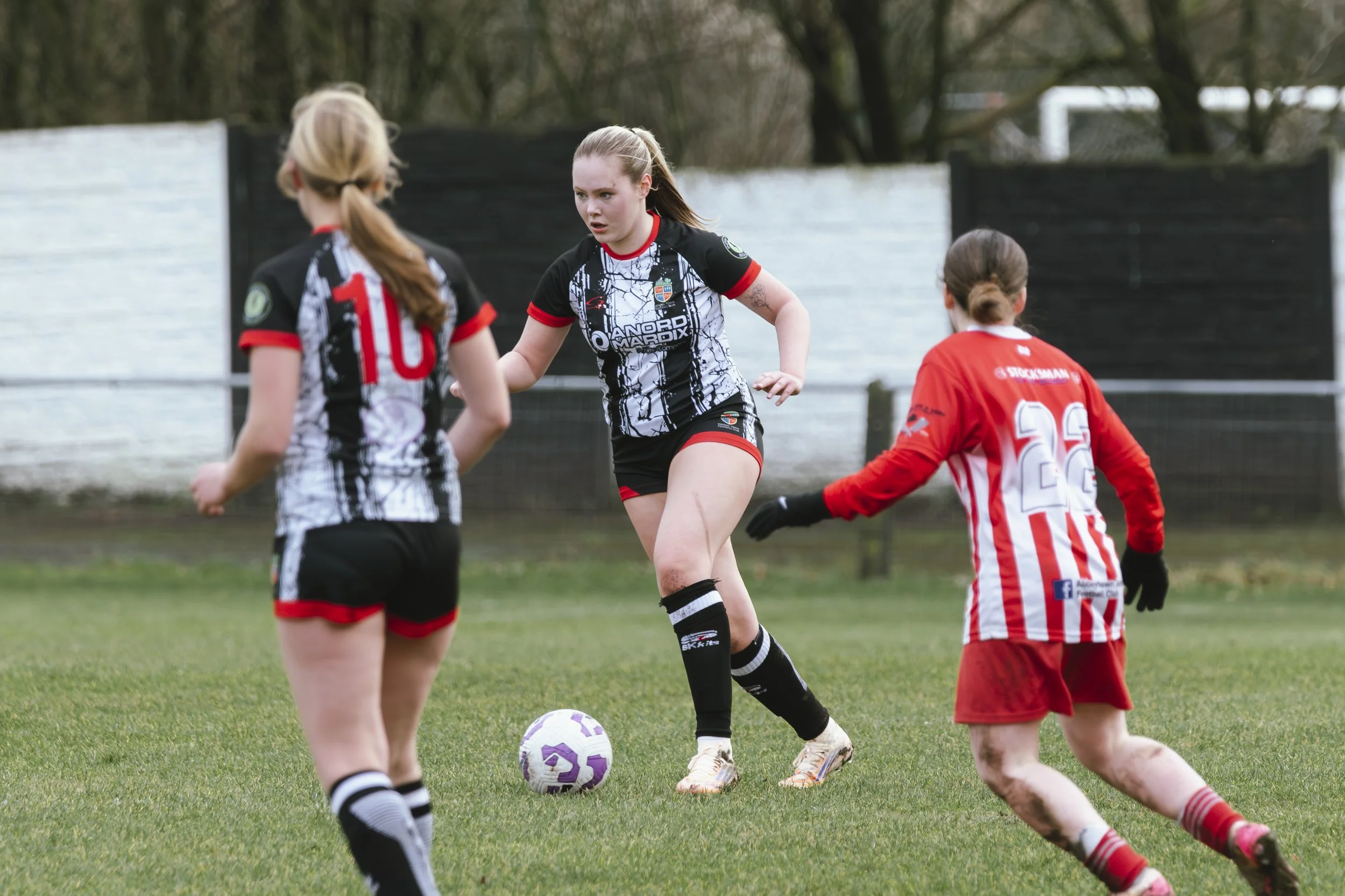 KENDAL-TOWN-LADIES-VS-ABBEYTOWN-LADIES-01022026-DANIEL-TOAL-PHOTOGRAPHY-6666.jpg