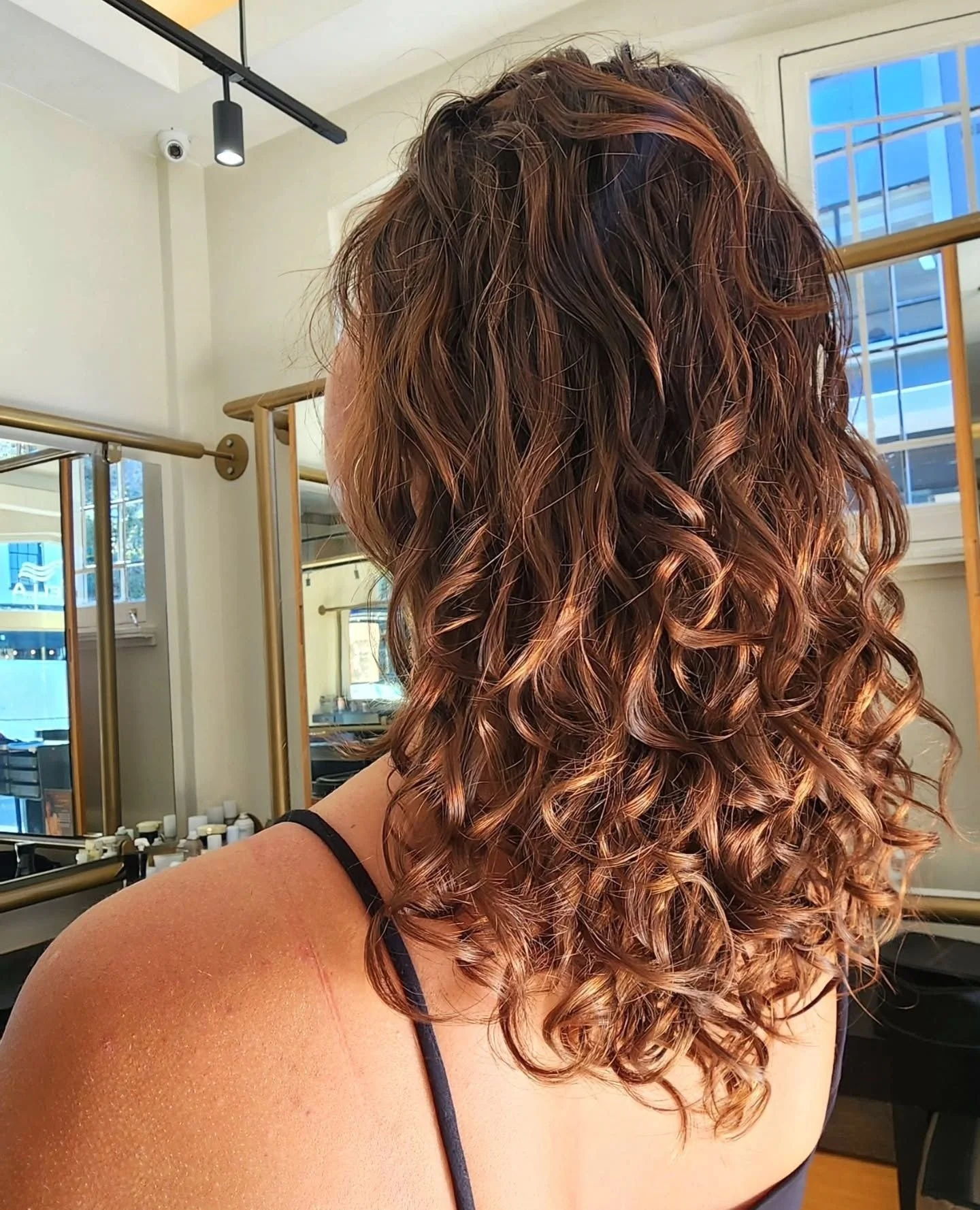 A subtle change in color can reignite confidence, energy, and the power you forgot you had.💫💫💫⁠
.⁠
Ask for Sade⁠
@excentriconkloof⁠
@intrinsicurlyme⁠
.⁠
( #📷 @sade_chair_1.0 )