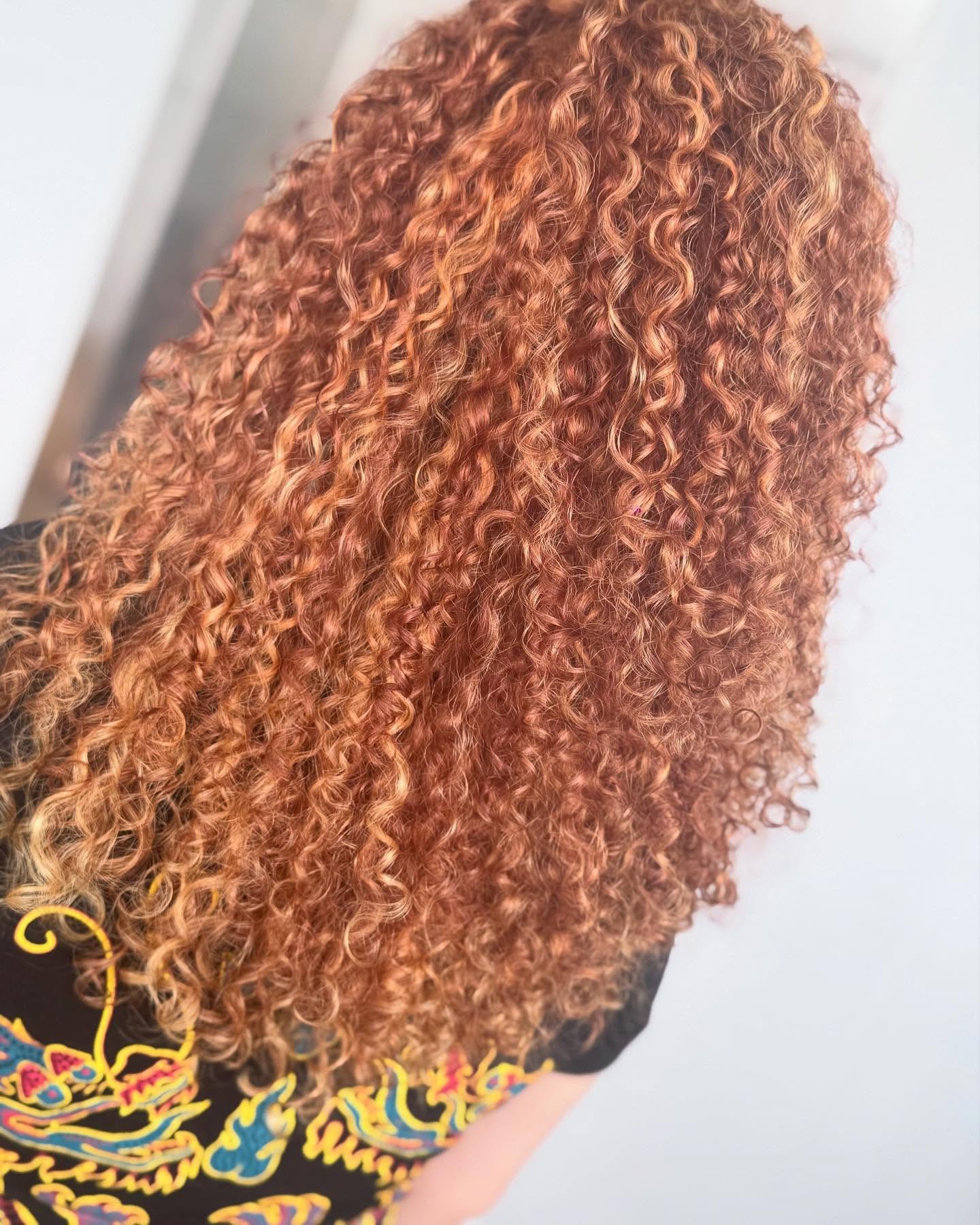 She wanted to be a copper blonde babe🤩⁠
.⁠
.⁠
Ask for Nadine⁠
@excentriconkloof⁠
@intrinsicurlyme⁠
@wellaprofessionals_sa⁠
.⁠
( #📷 @nadine_stylist )