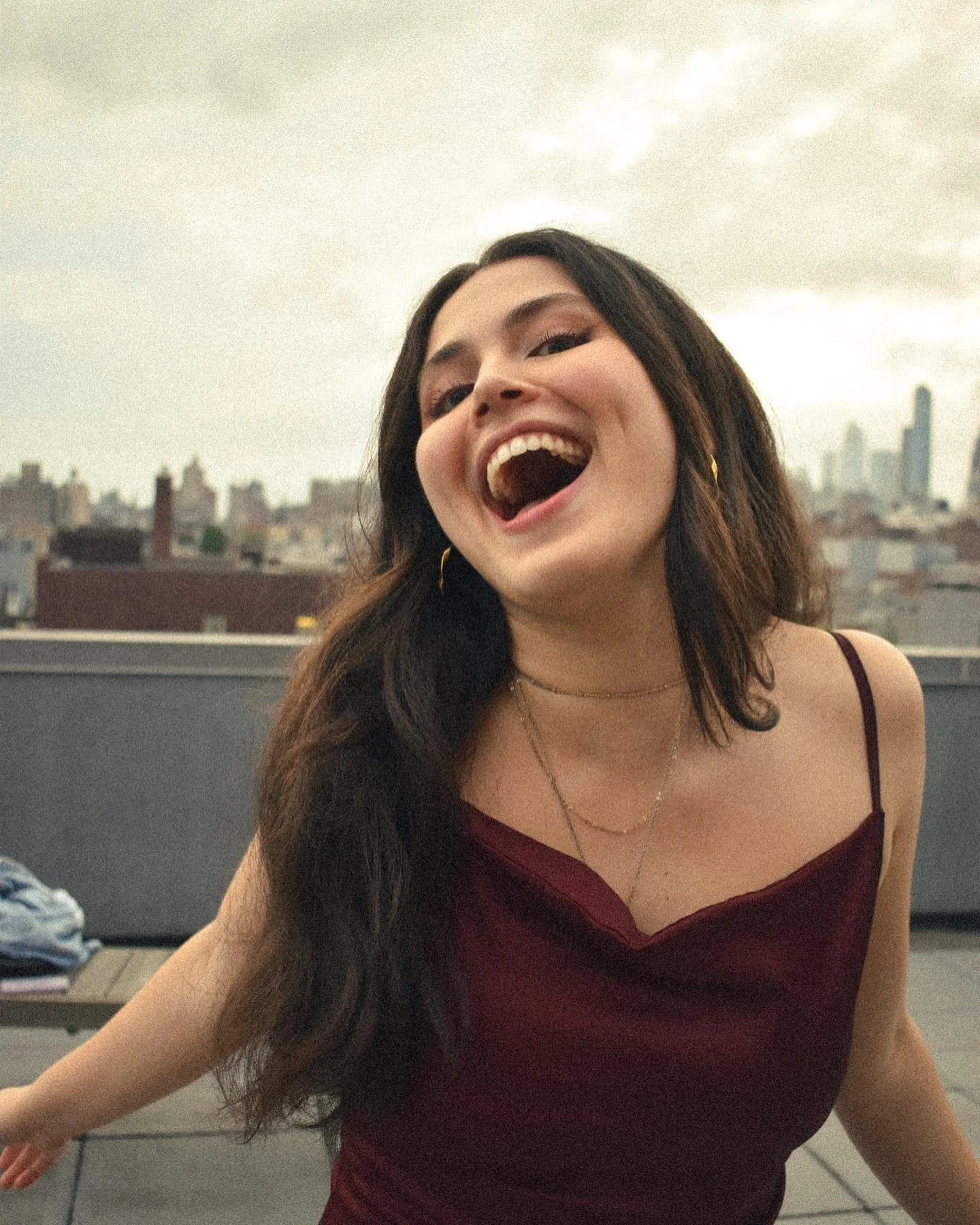 and I am so OBSCENELY HAPPY! 

(ps come see The Violet Hour next week, link for tix in bio 🤭)