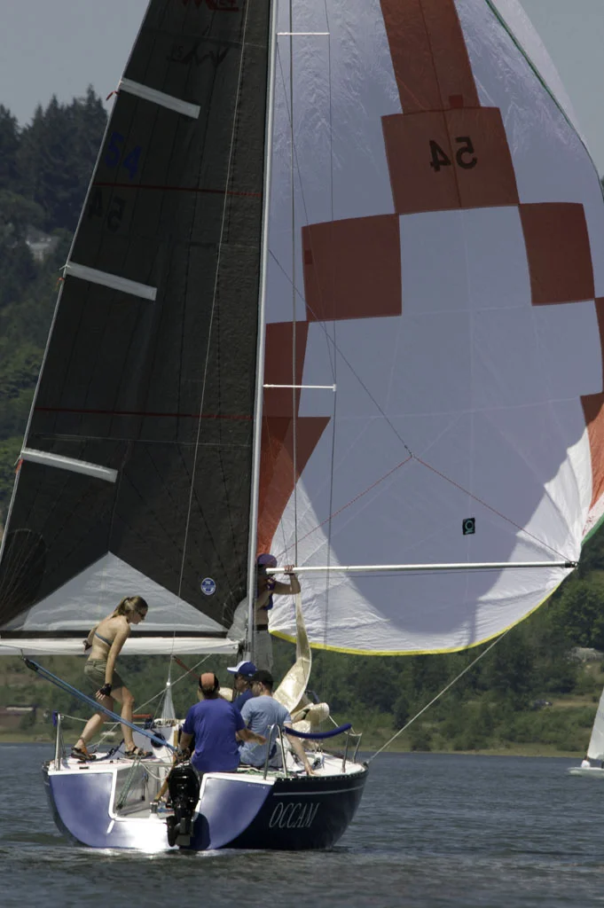 Ready to jibe! Em Cup 08