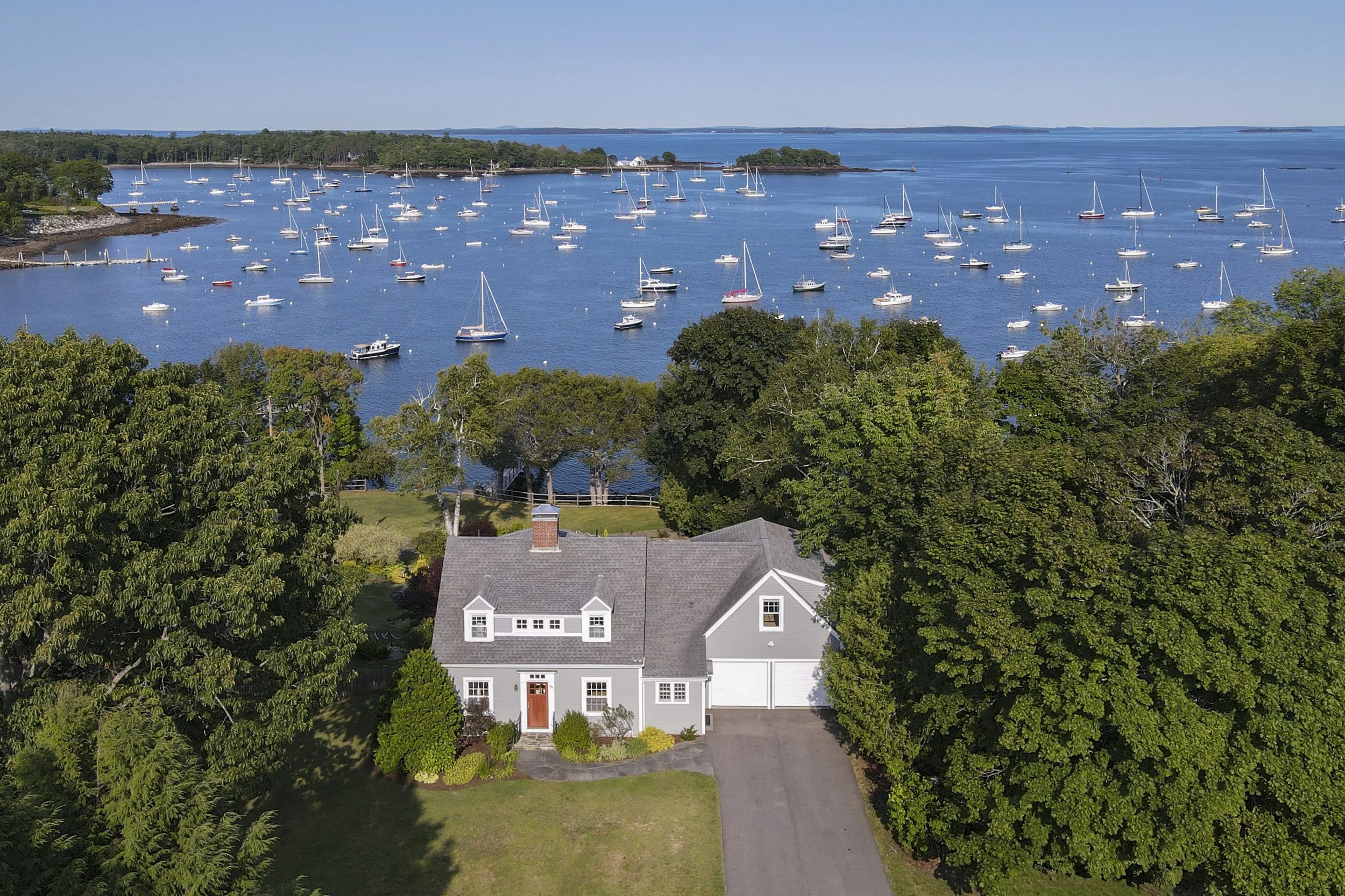 Waterfront Home | 84 Bayview