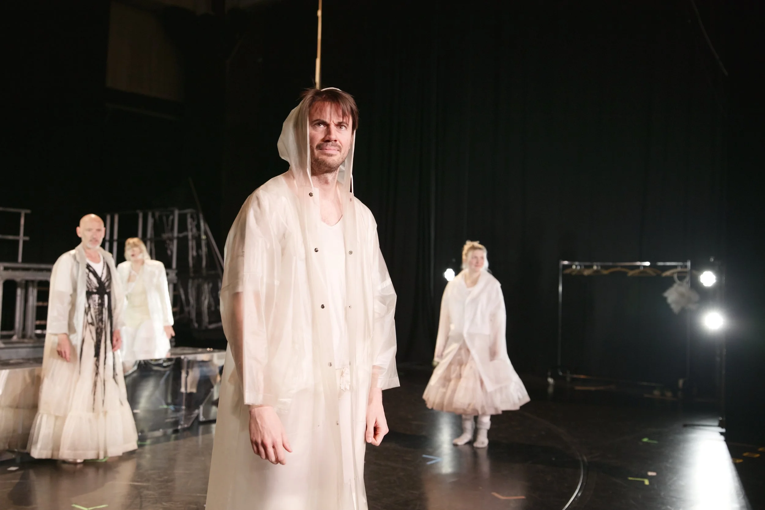 NITE - HOPE - Hamburg - Raw Stills - 0253.jpg