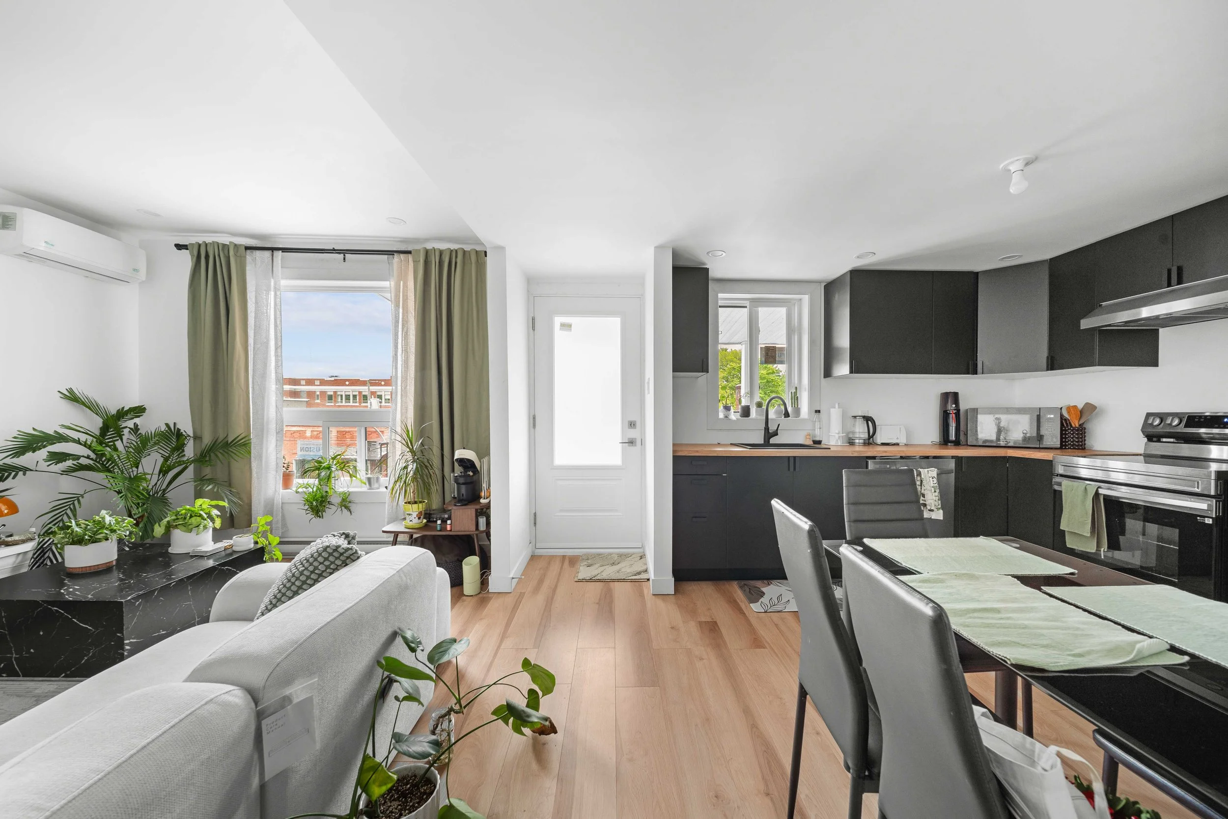 903 Rue Ste-Cecile_-16.jpg