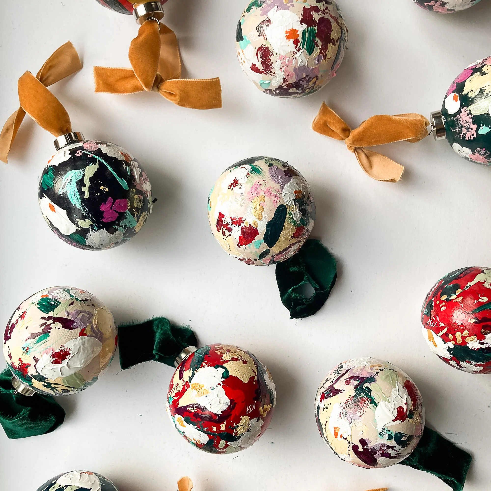 Holiday Bouquet Green_Minted_JEO00004_2.jpg