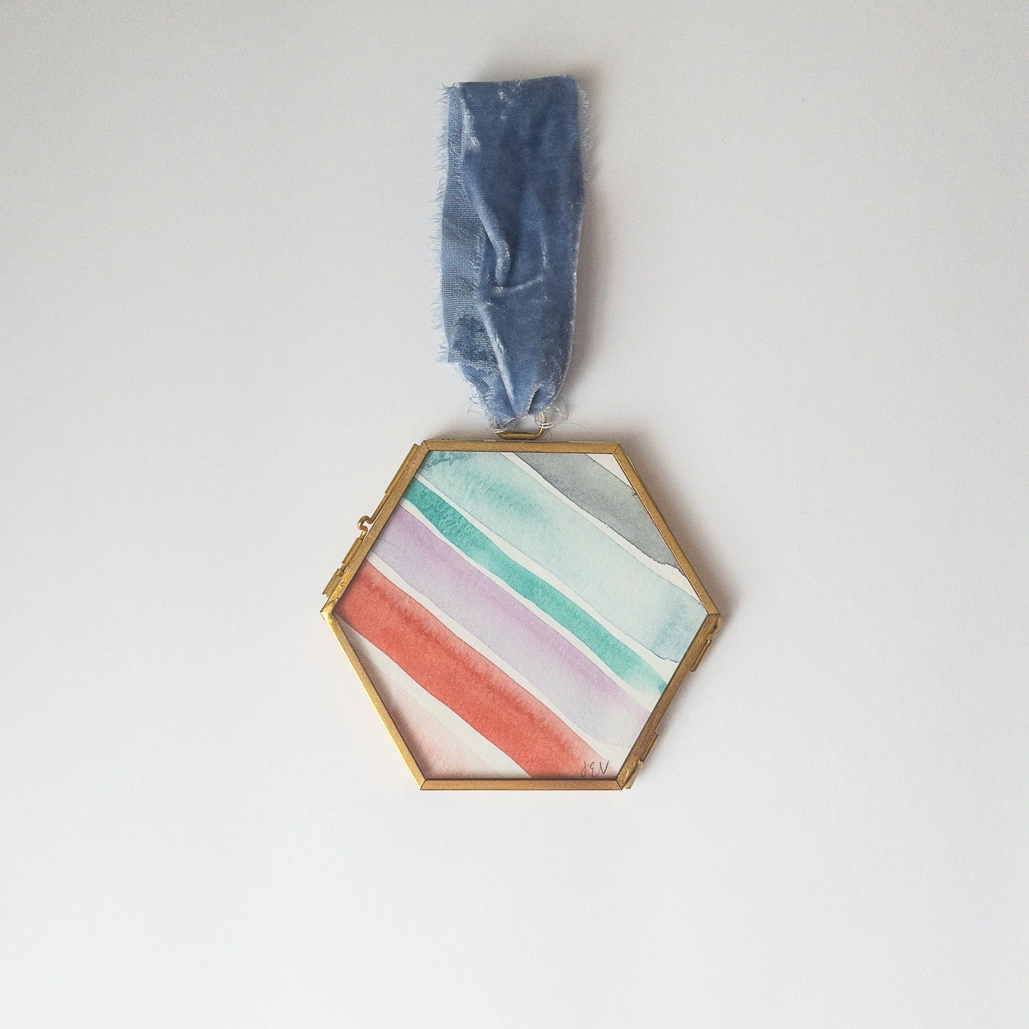 Done_Hexagon 1_Minted_JEOH1_JEO00009_1.jpg