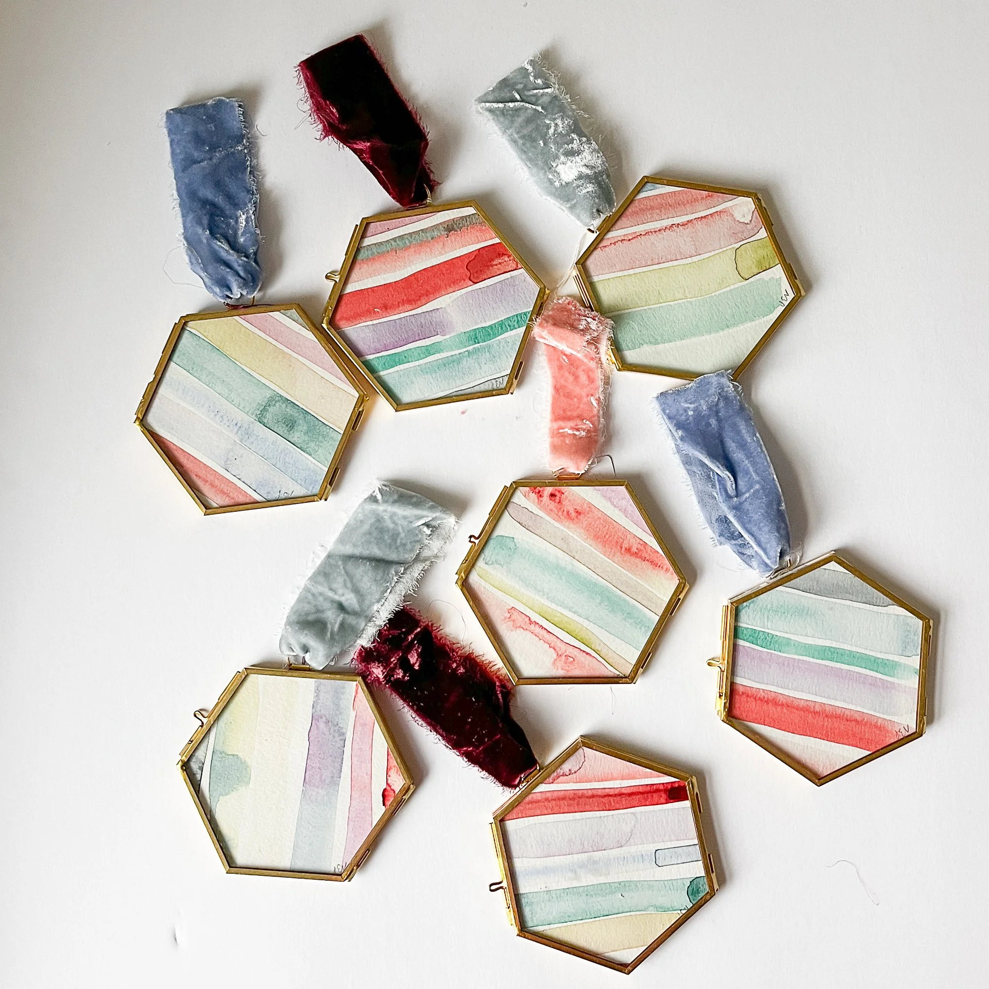 Done_Hexagon 1_Minted_JEOH1_JEO00009_3.jpg