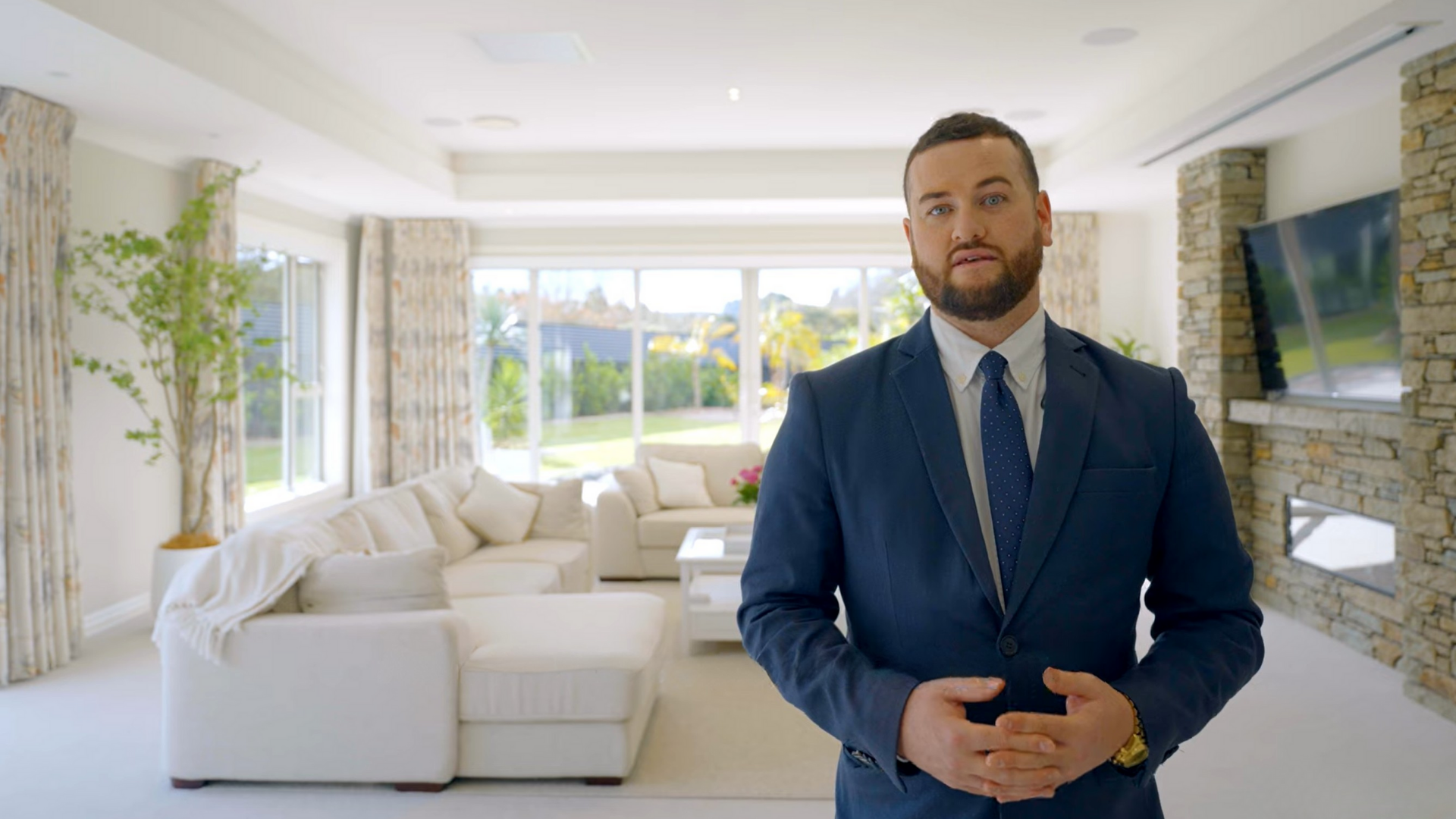 Video testimonial thumbnail of Jesse Hooper discussing his career growth at NZ Sotheby’s International Realty North