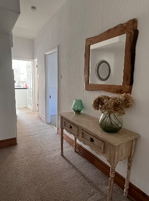 Quiet living space ideal for contractors and NHS staff