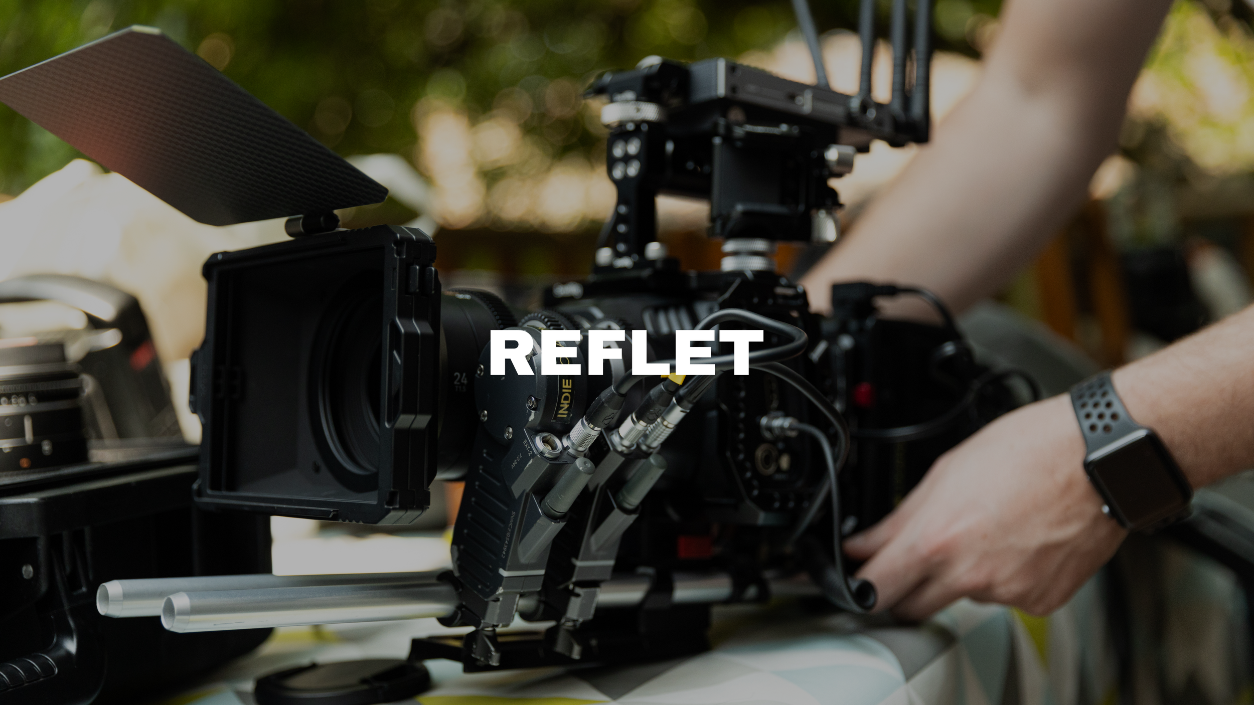 Photo d'une caméra, caméra cinéma pro, photo d'un making-of de court-métrage - Léo THOMAS | Vidéaste Lyon | leofilms.fr