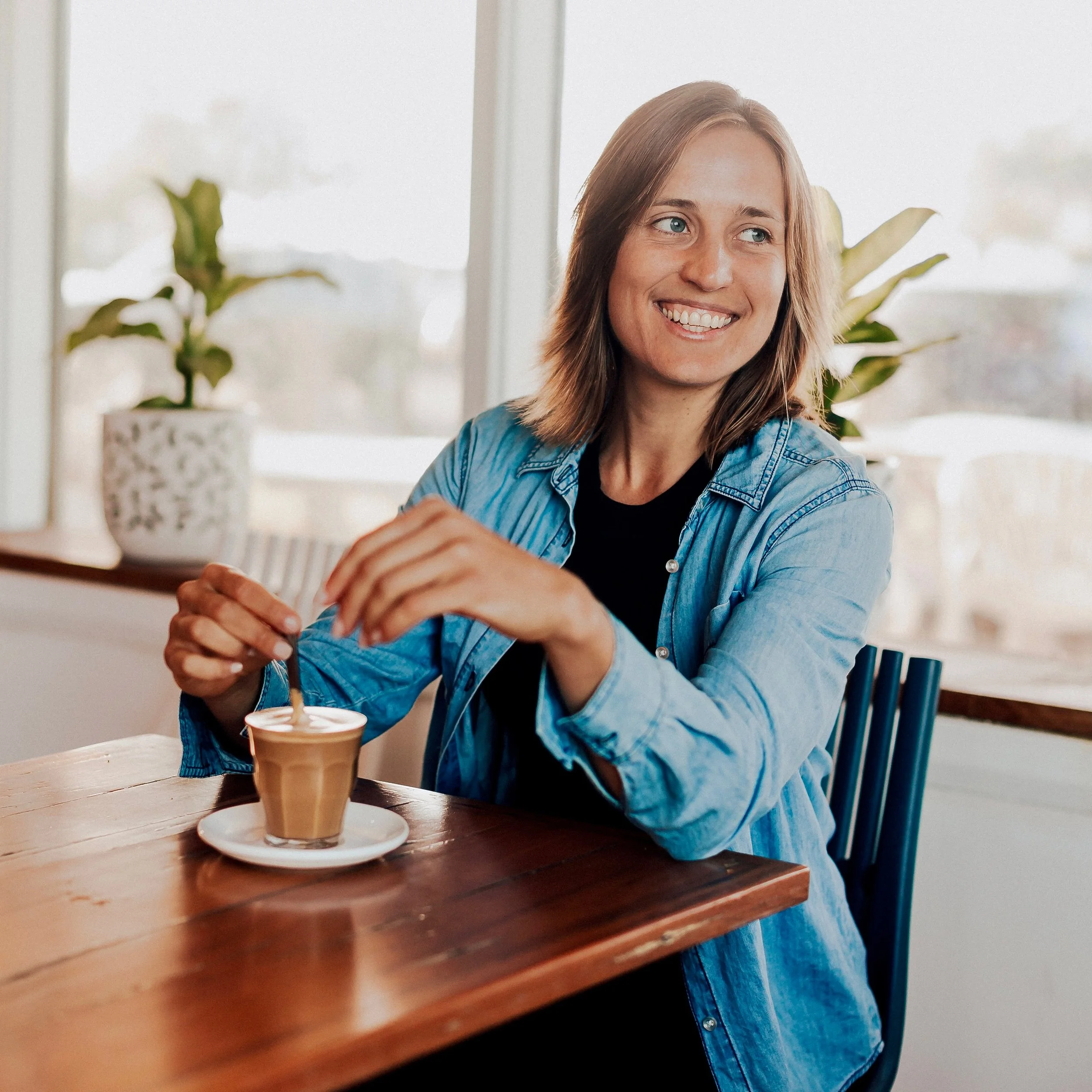 I thought I&rsquo;d take a moment to introduce myself and share a little about the person behind Holistic Movement.

I&rsquo;m a personal trainer, nutritionist, and somatic therapist, and for nearly two decades I&rsquo;ve been exploring and working w