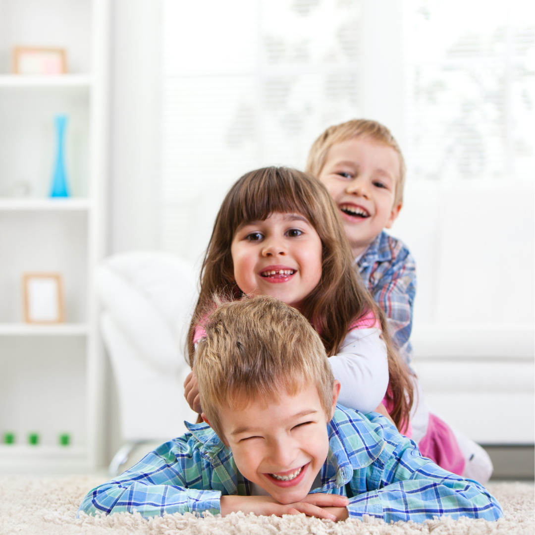 Comment et pourquoi intégrer les échanges de massages dans votre routine familiale