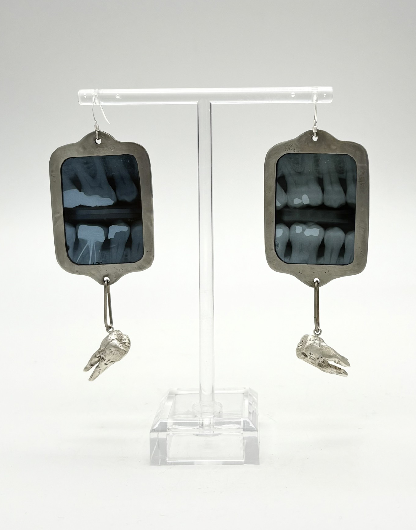 Captive Cavity
4” x 1”
X Rays, Nickel, Silver