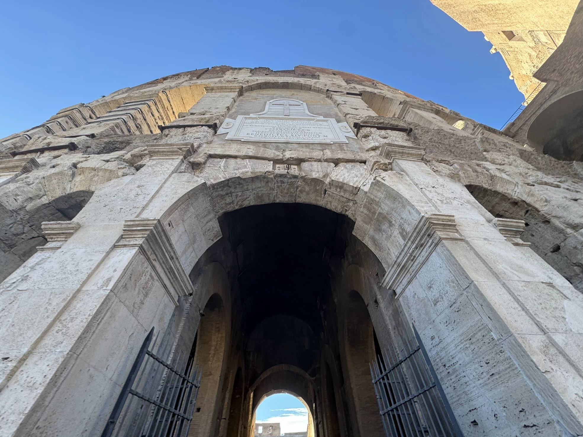 colosseum4.jpg