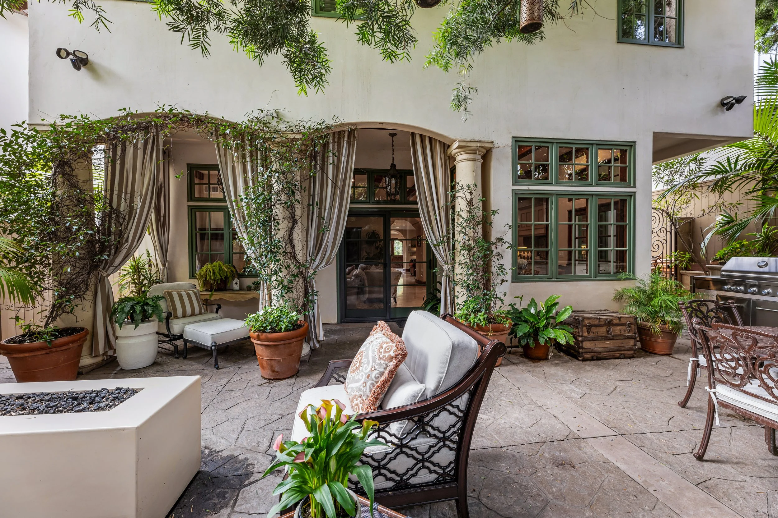 Interior Pro Images 2508 Pine Ave-95.jpg