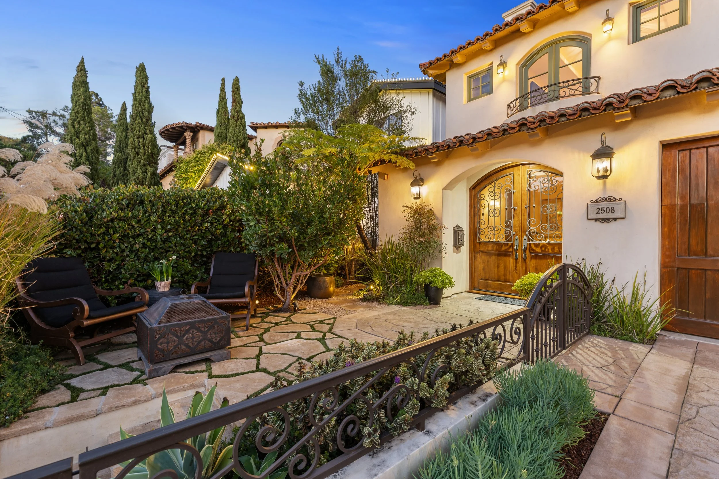 Interior Pro Images 2508 Pine Ave-129.jpg