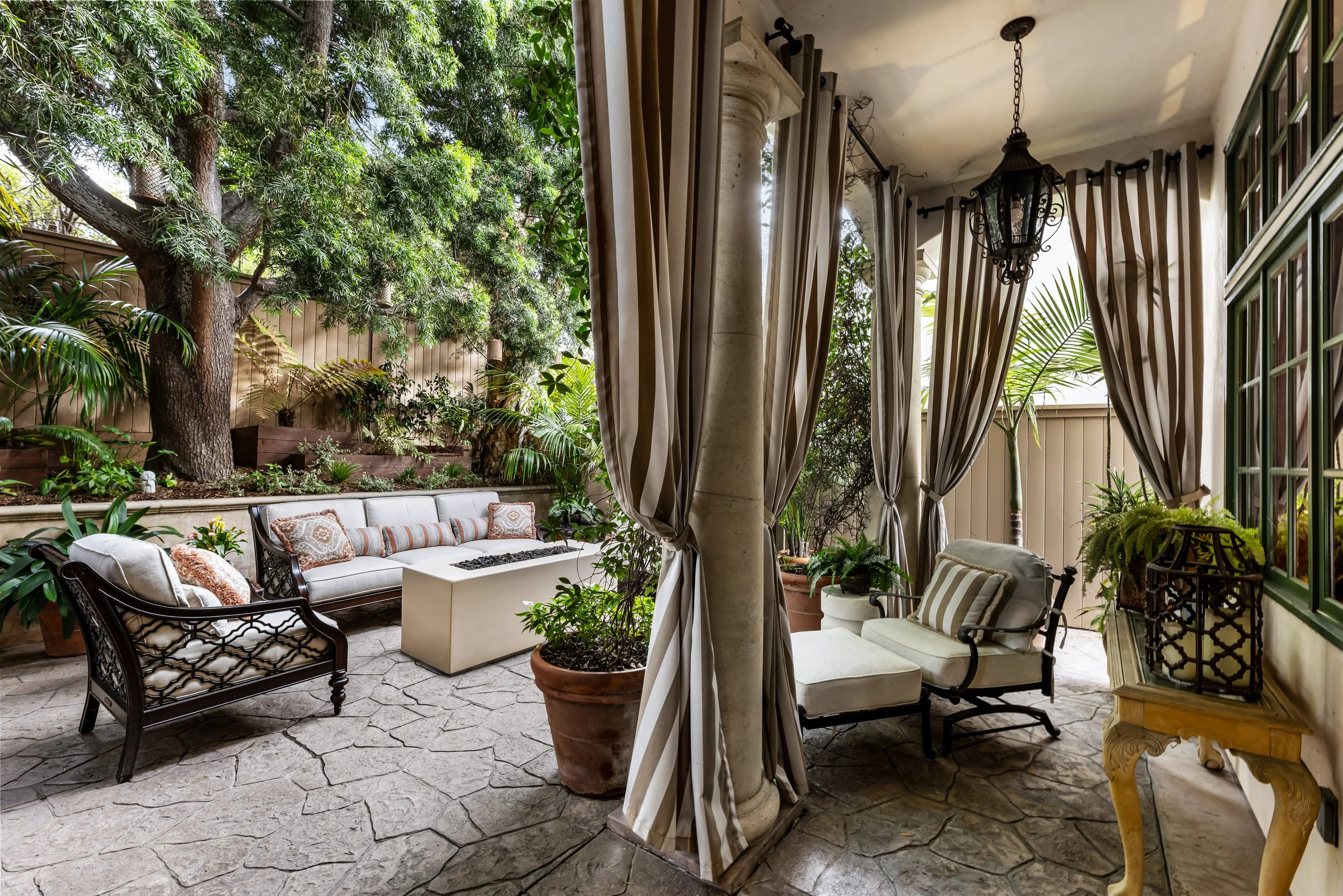 Interior Pro Images 2508 Pine Ave-88.jpg