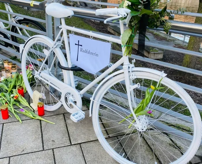 Mahnwache am Baumwall