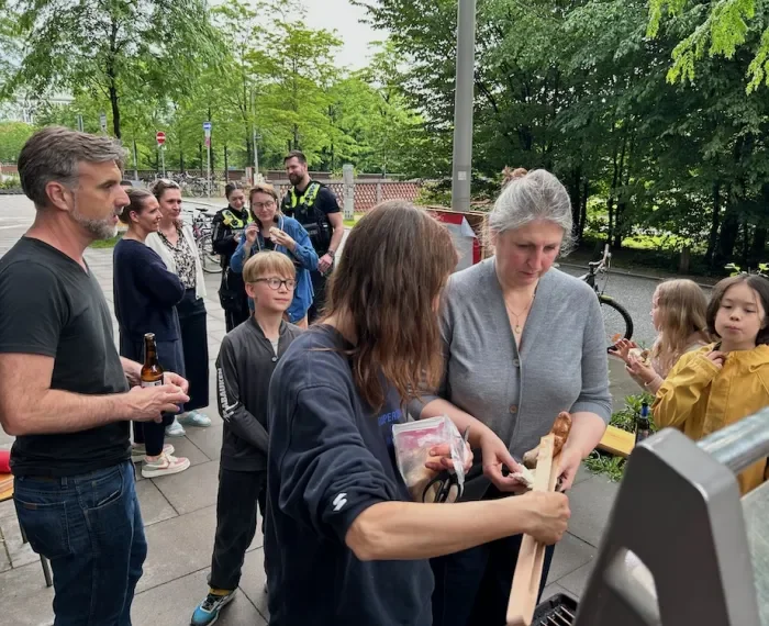 Überraschungs-Grillen am Tag der Nachbarn