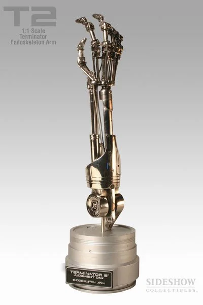 SIDESHOW TERMINATOR T800 endo arm prop replica