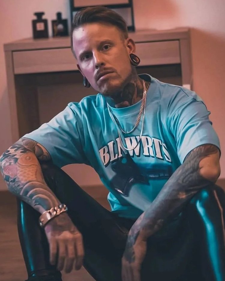 Luca Conte, diseño gráfico en Tienda Mentor