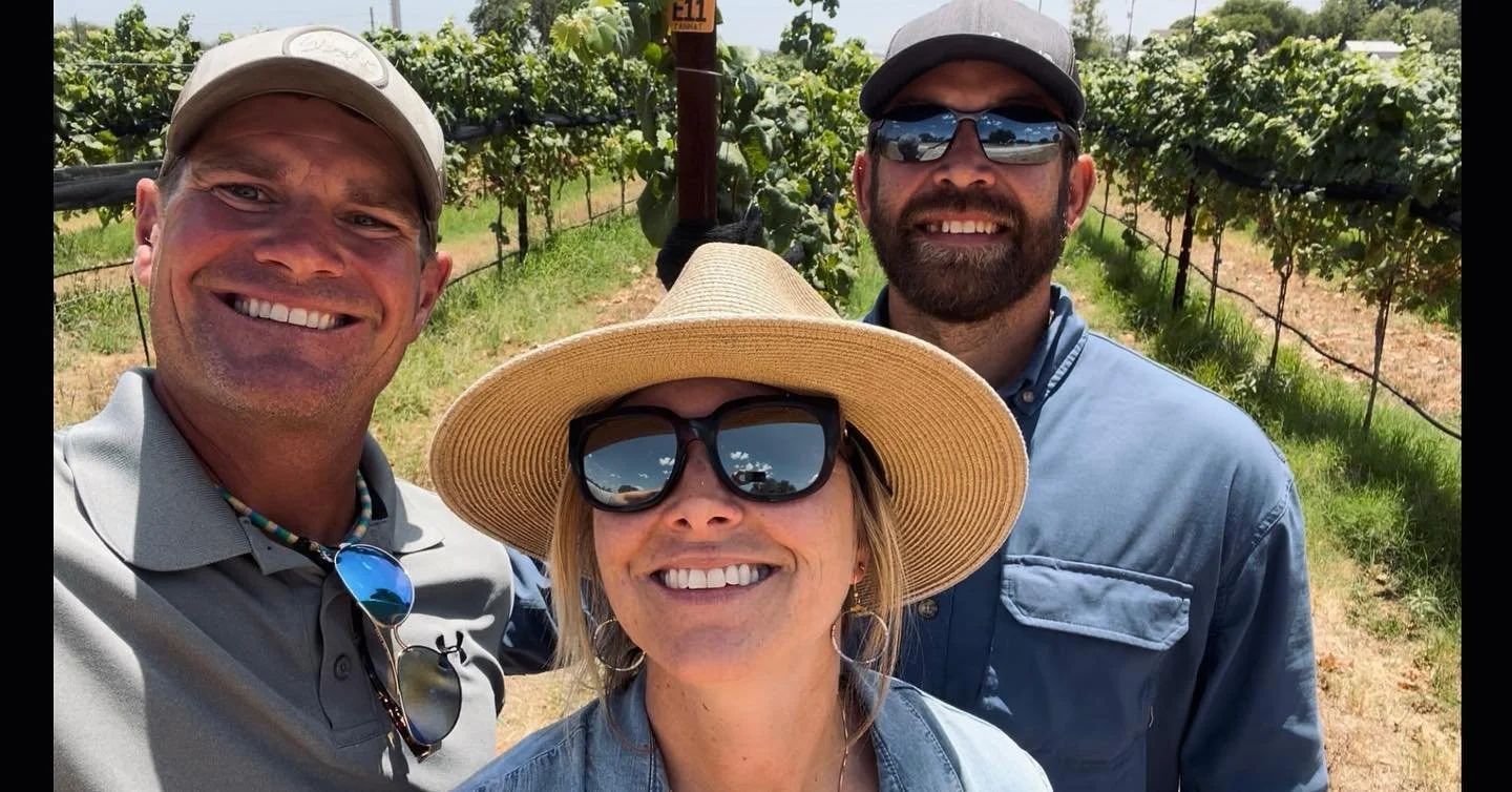 We had a fantastic time in the vineyard with @vineyard_evan today! Learned a lot and tasted some excellent wines from @lostdrawwines and Evan&rsquo;s label Broken Grape. Check him out for an authentic wine experience in the vineyard! You can also lis