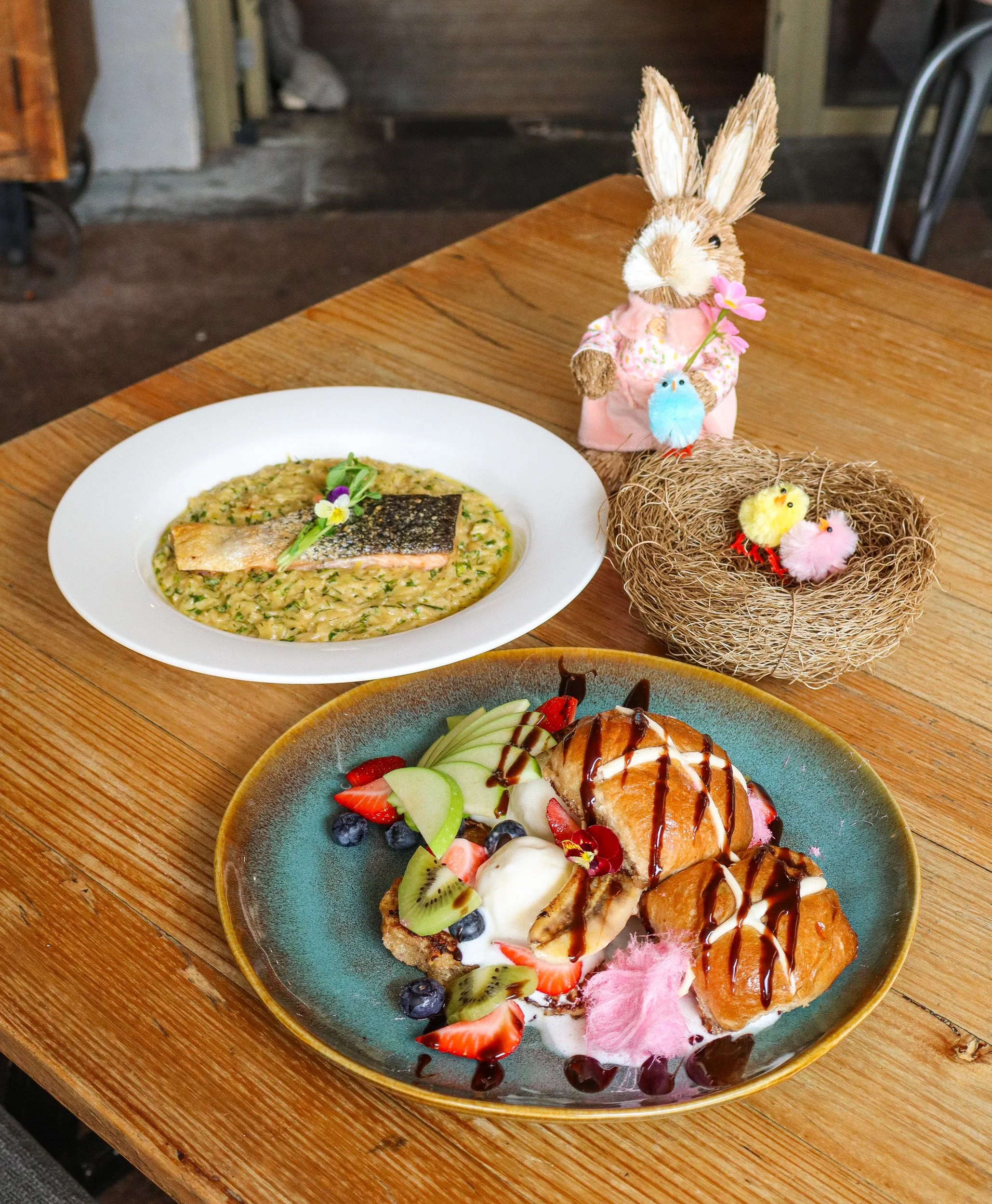 Easter creamy orzo with garlic salmon and hot cross buns