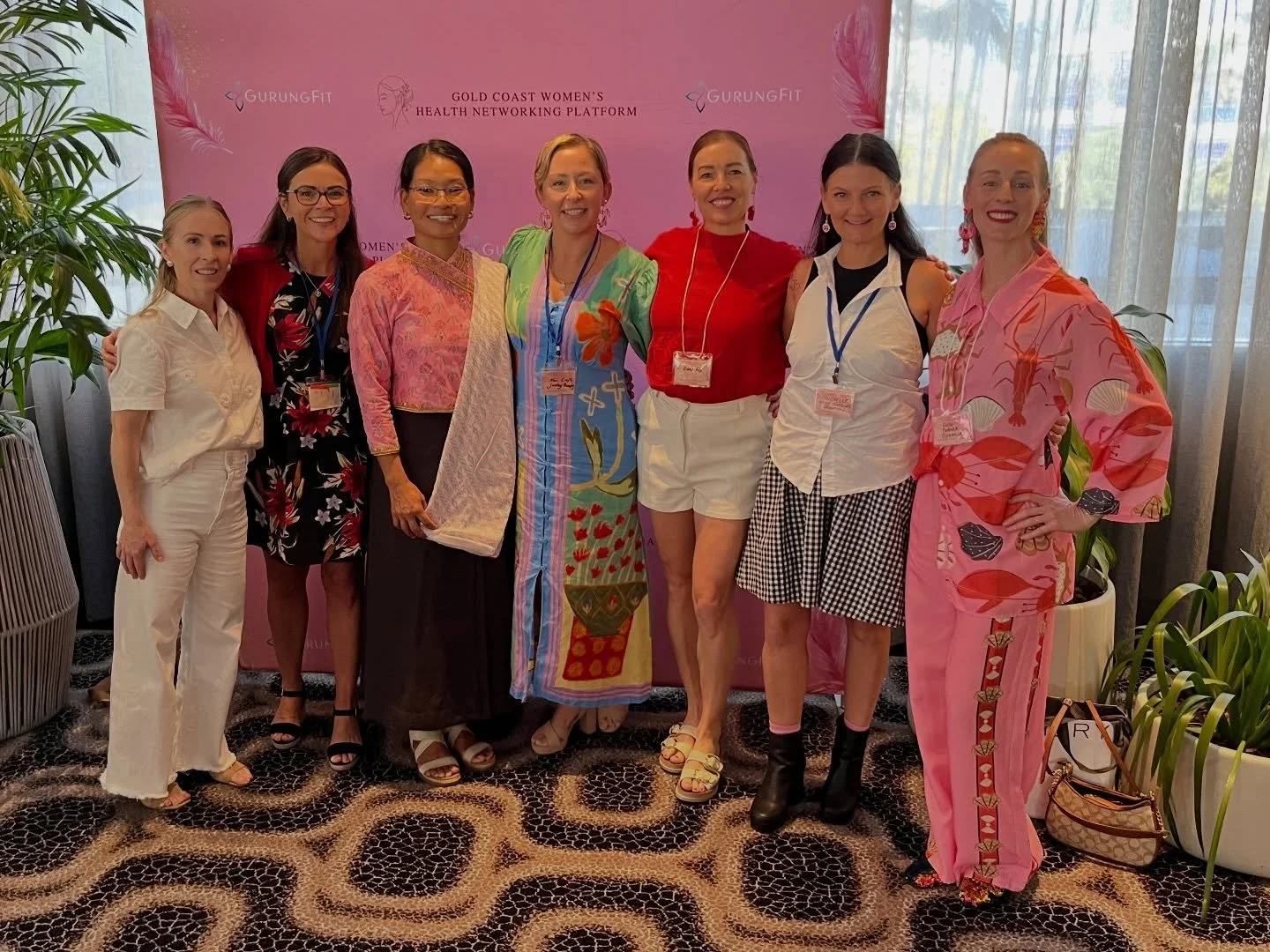 Growing with a strong collective of brilliant minds, voices and purposes. 

Grateful and inspired always of Anji @goldcoastwomenshealthnetwork and all her volunteers at the Charity Event today. 

@dr_rhiarne_psychologist @caroline_brunne @rizeupanz @